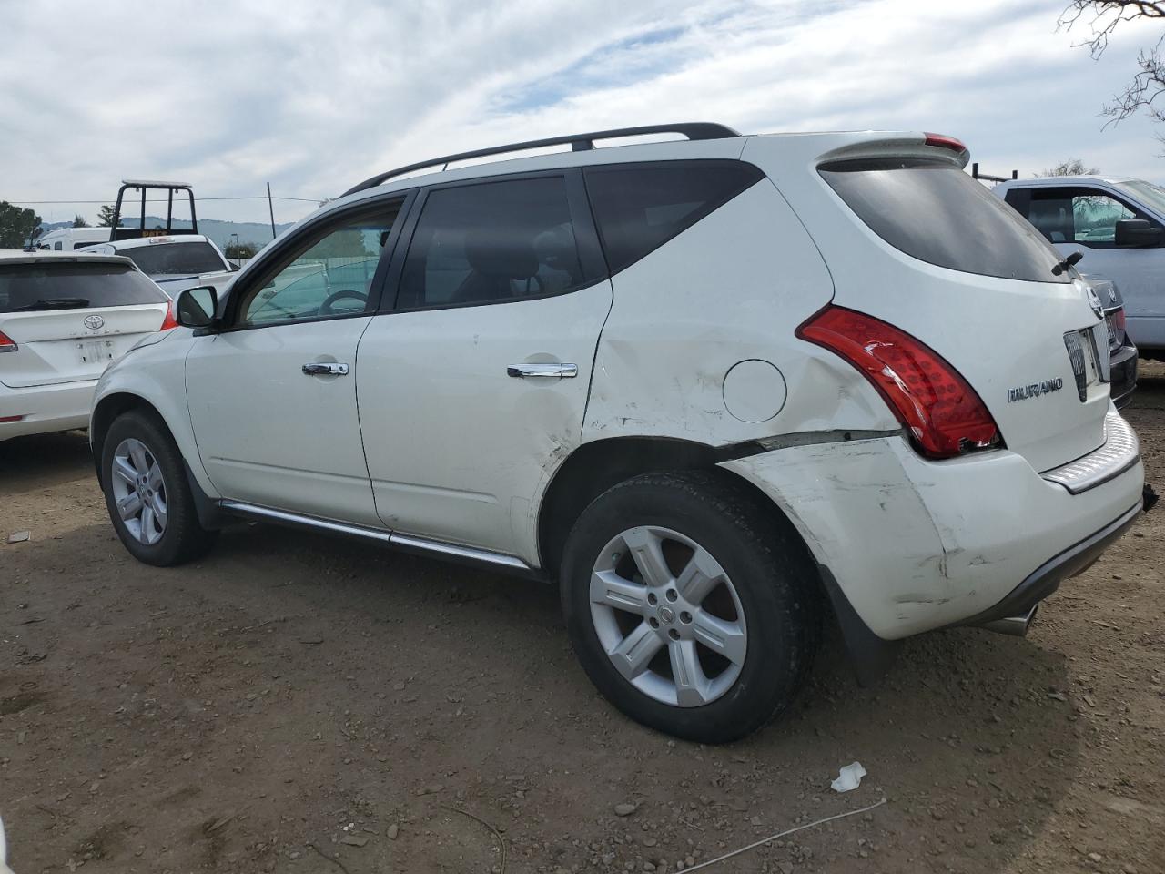 2007 Nissan Murano - Image 2