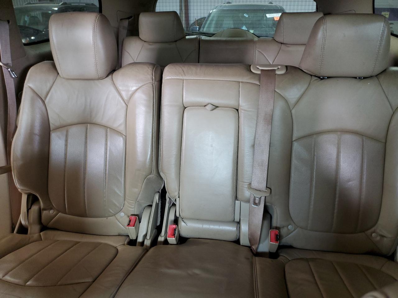 2010 Buick Enclave - Image 10
