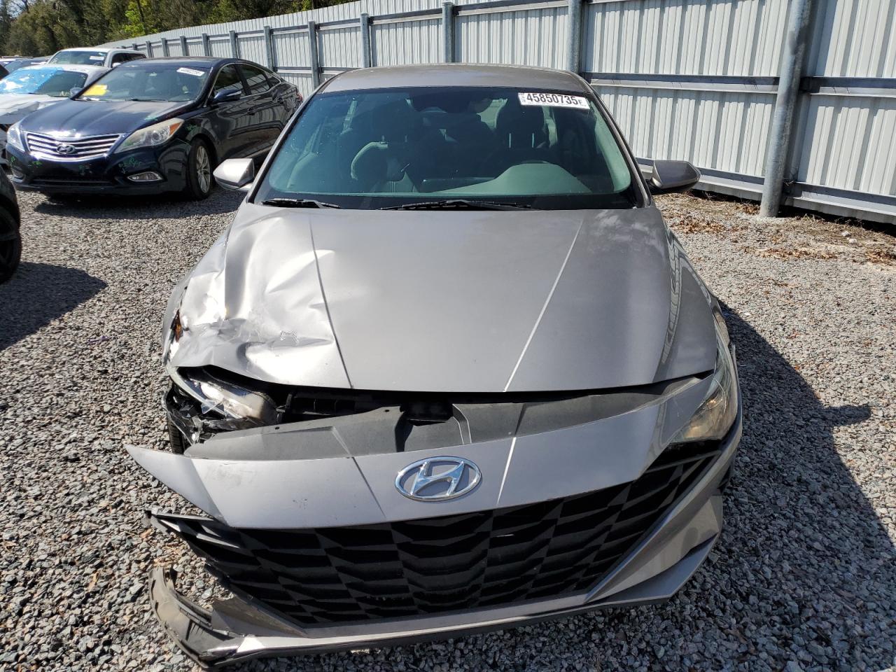 2021 Hyundai Elantra - Image 5