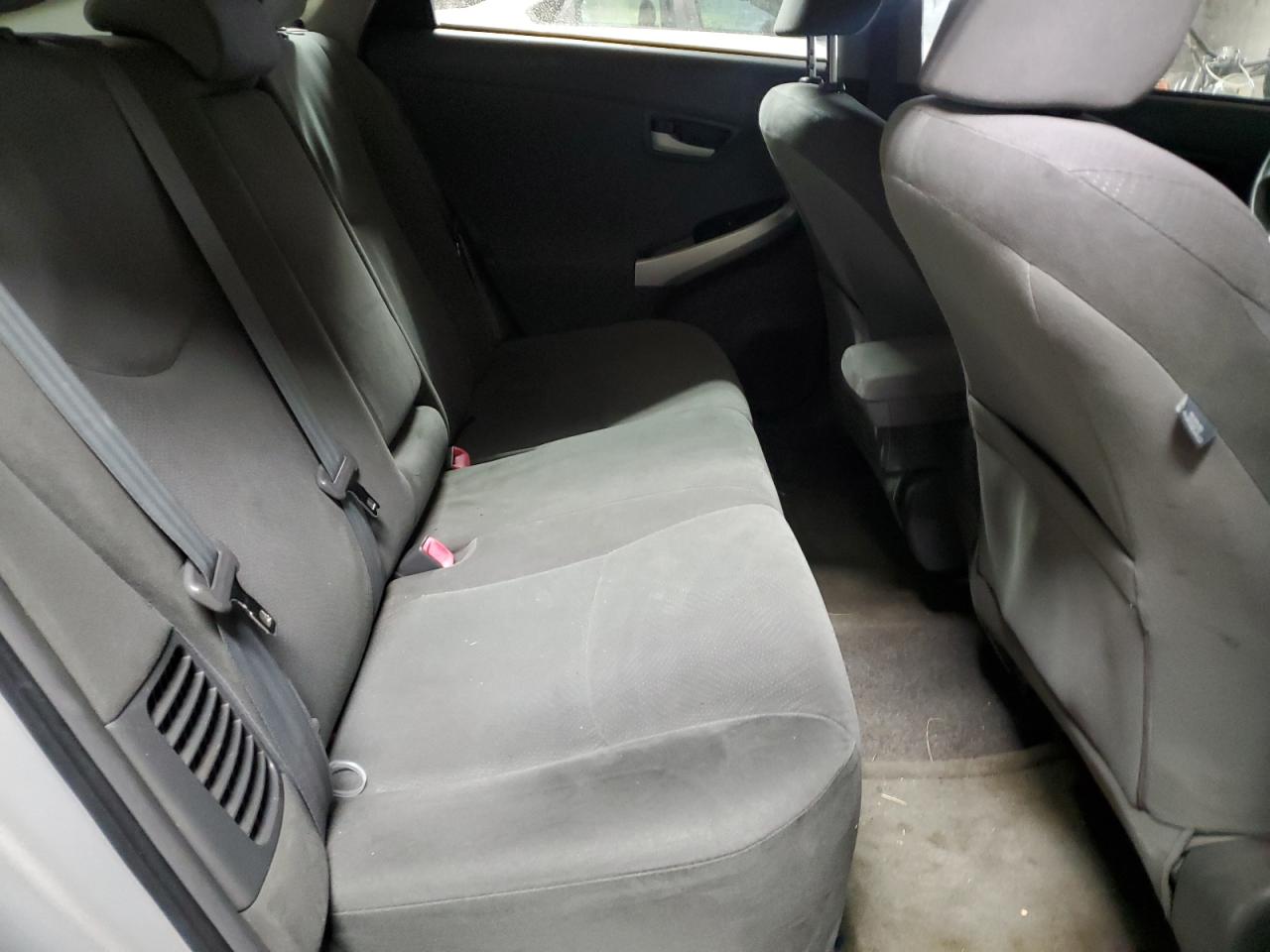 2010 Toyota Prius - Image 10