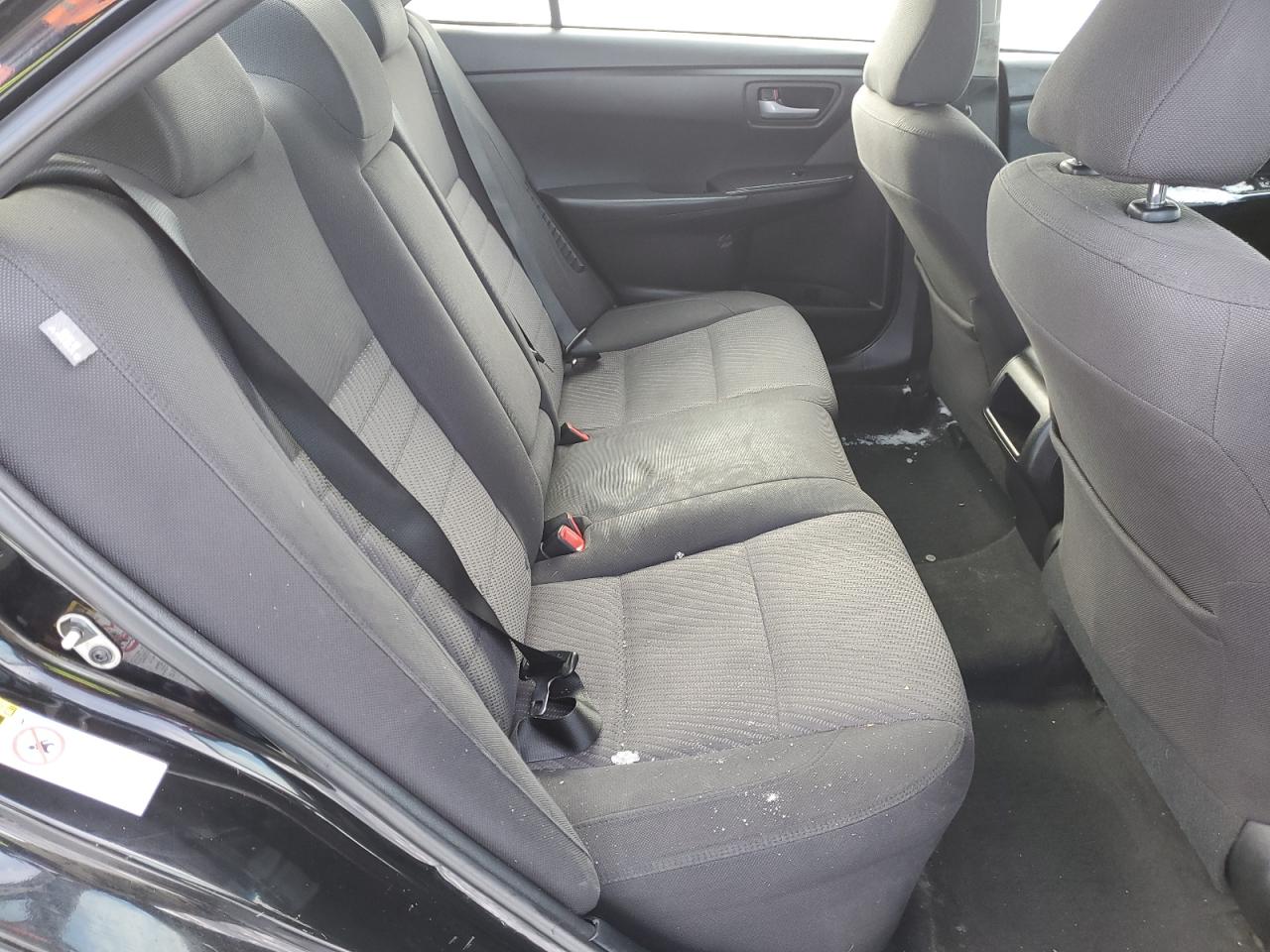 2016 Toyota Camry - Image 11