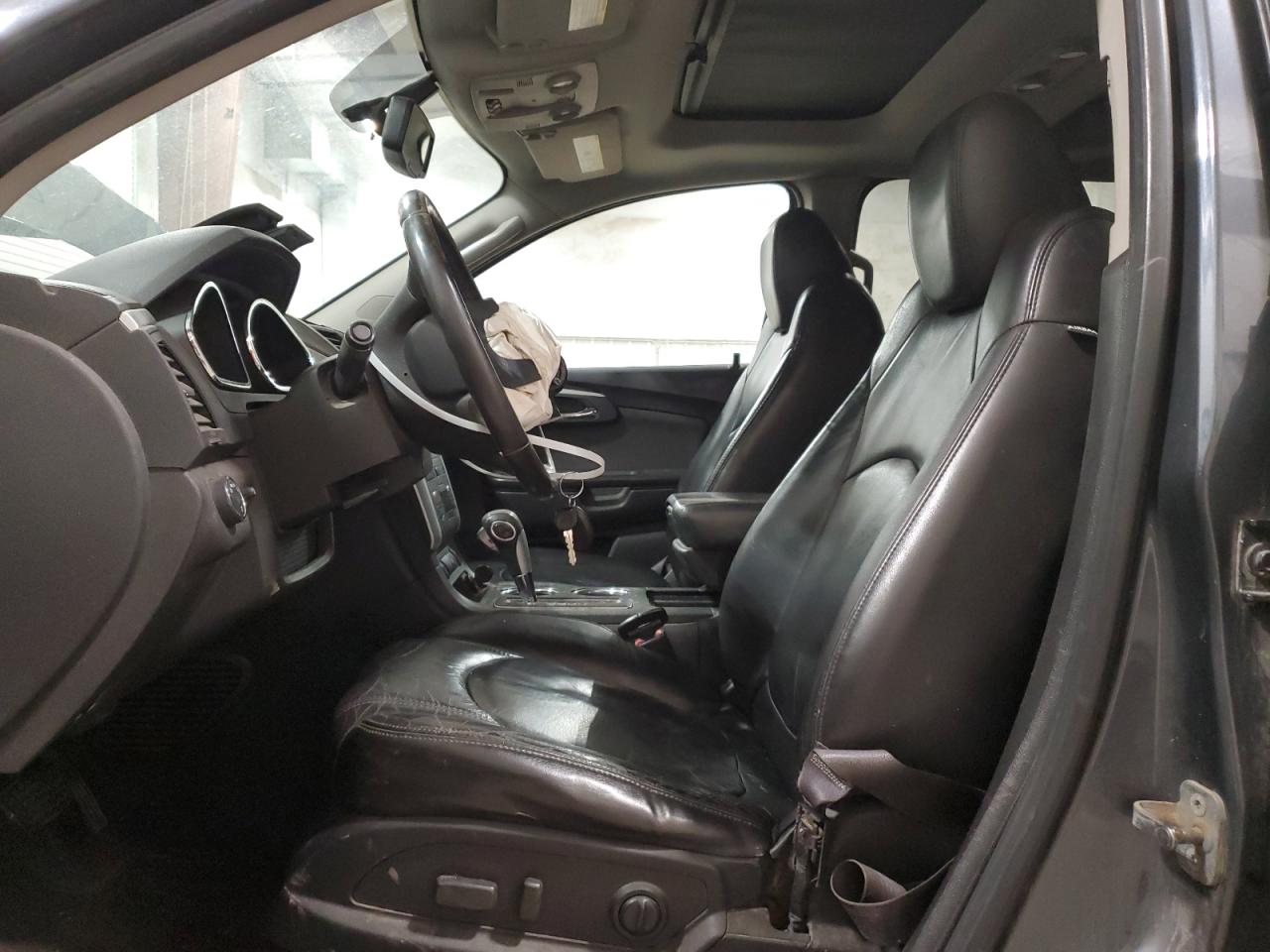 2010 Chevrolet Traverse - Image 7