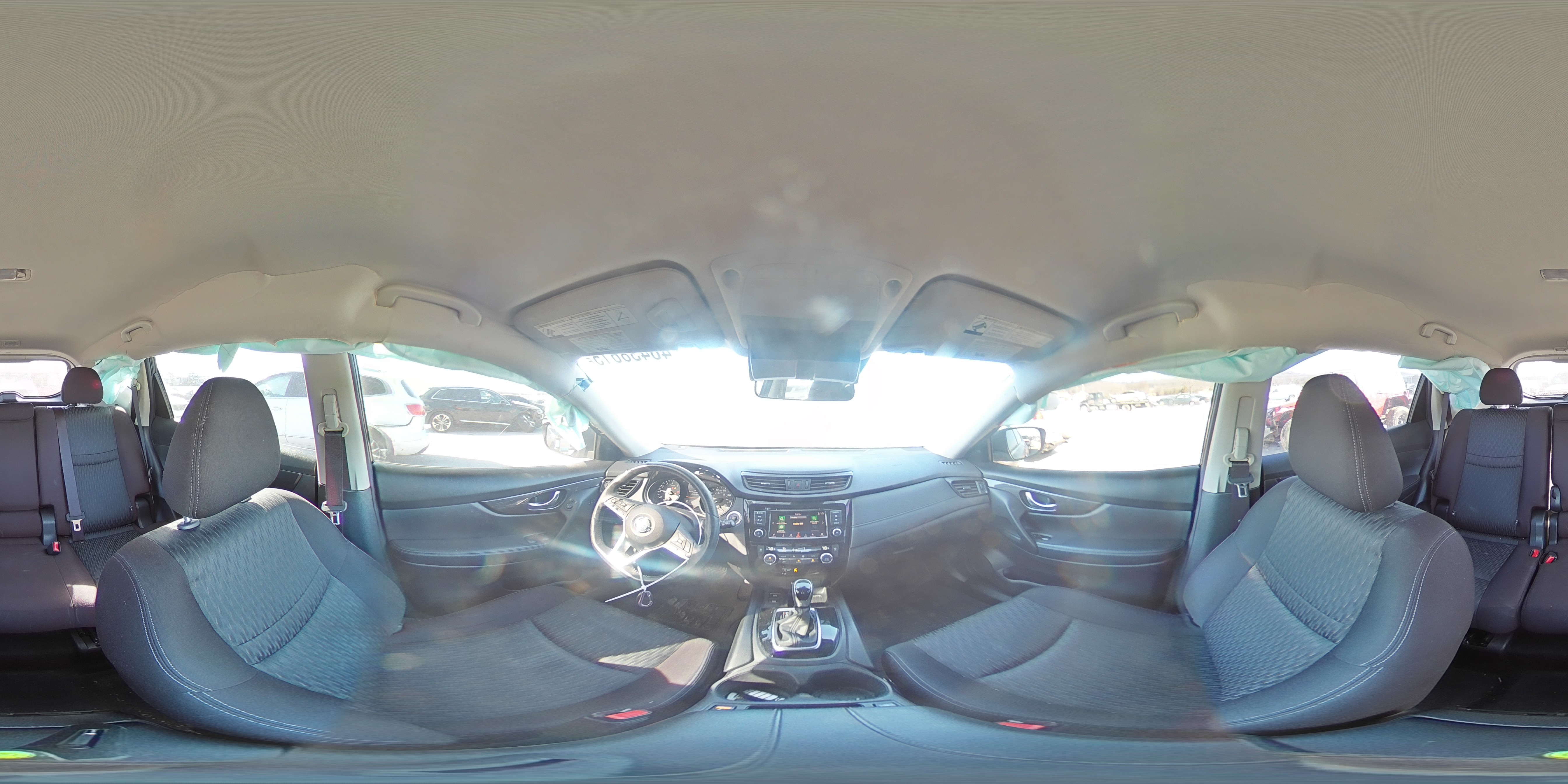 2019 Nissan Rogue - Image 14