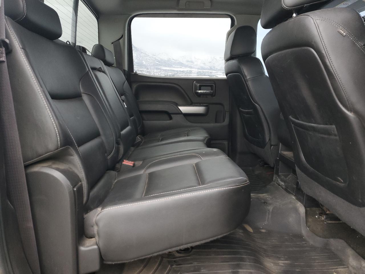 2015 Chevrolet Silverado - Image 10