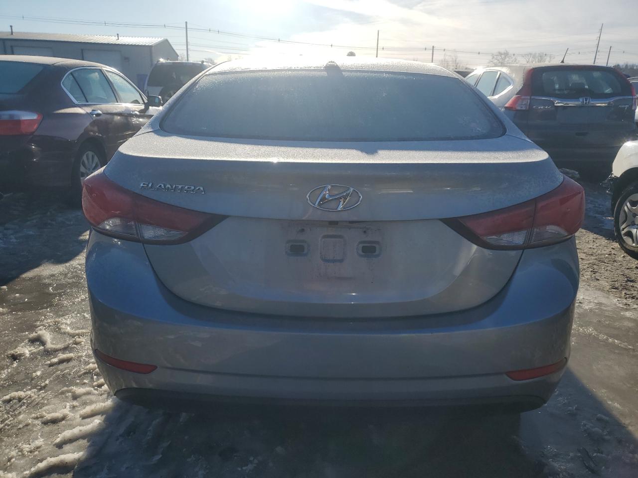 2015 Hyundai Elantra - Image 6
