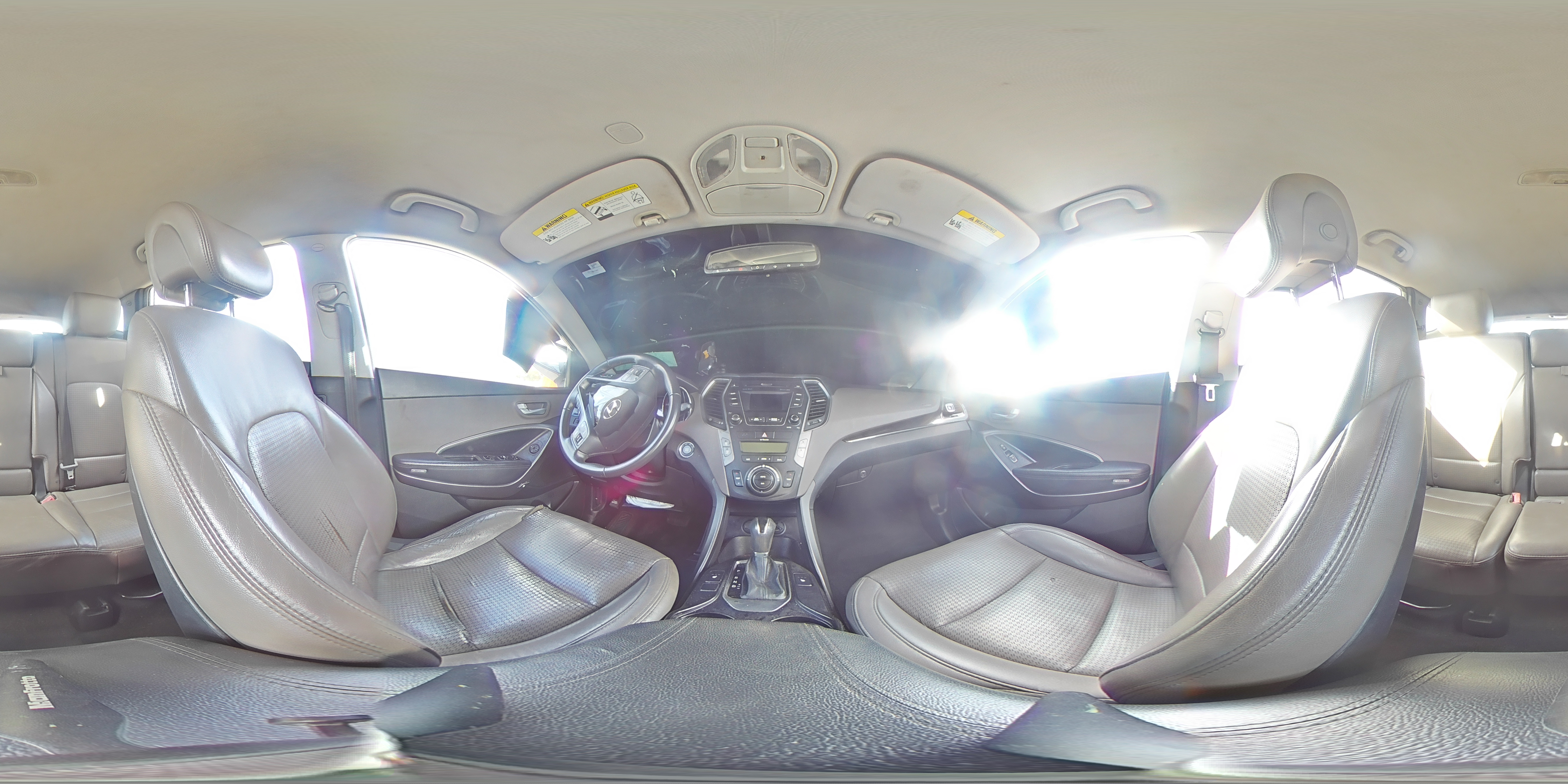 2013 Hyundai Santa Fe - Image 13