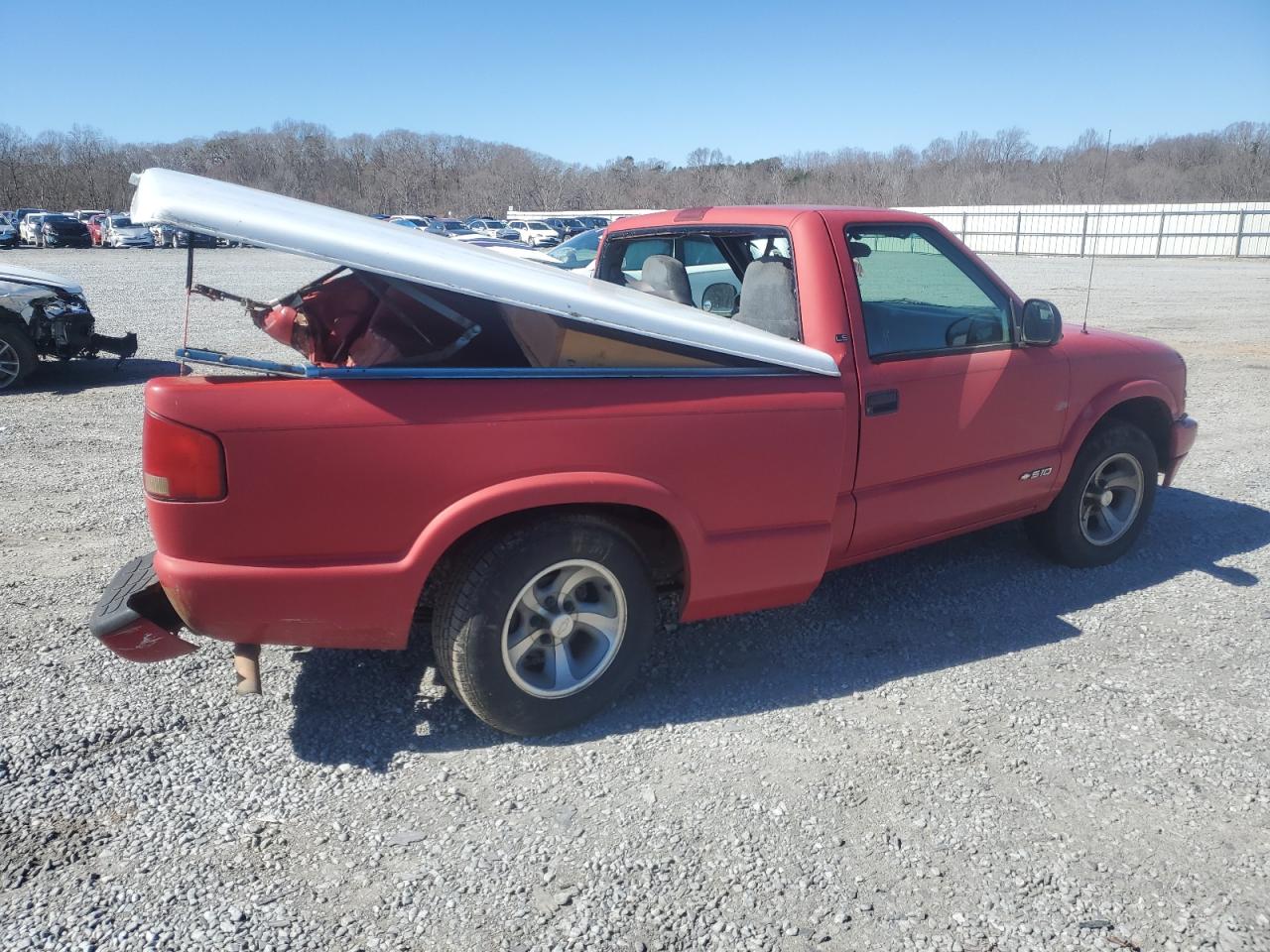 1998 Chevrolet S-10 Pickup - Image 3