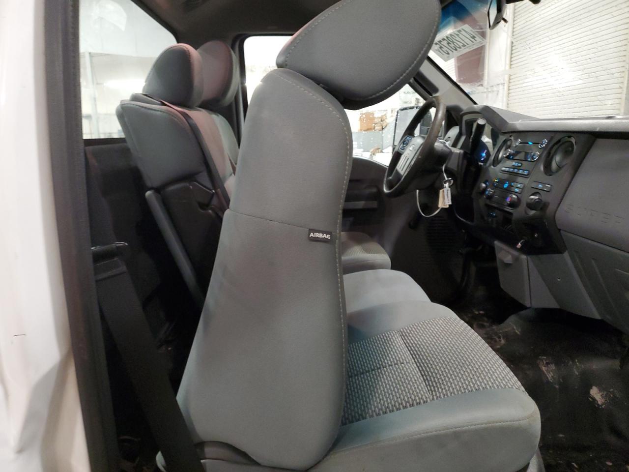 2012 Ford F250 - Image 10