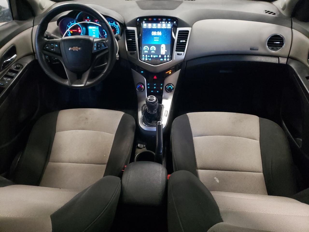 2015 Chevrolet Cruze - Image 8