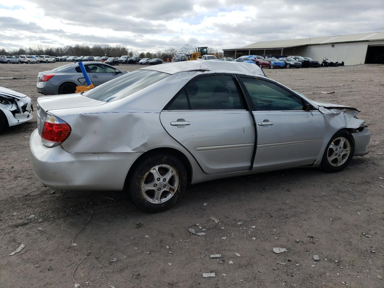 2005 Toyota Camry - Image 3