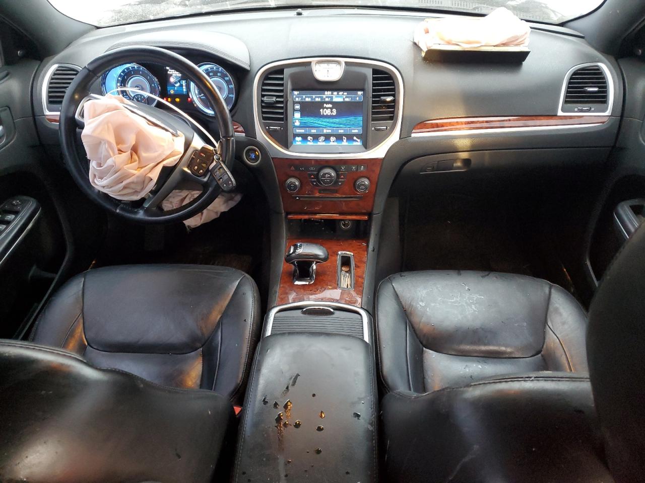 2012 Chrysler 300 - Image 8