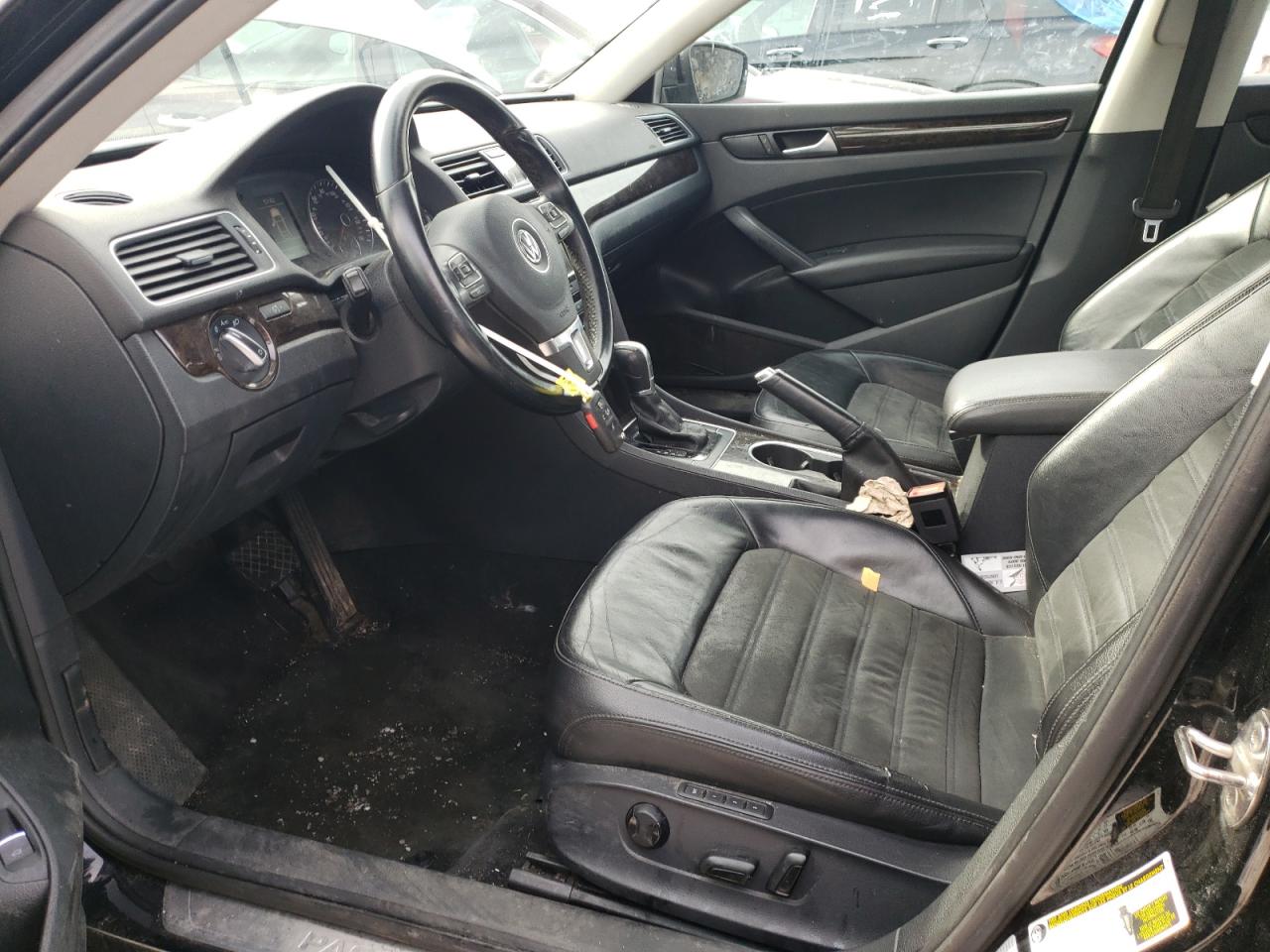 2015 Volkswagen Passat - Image 7