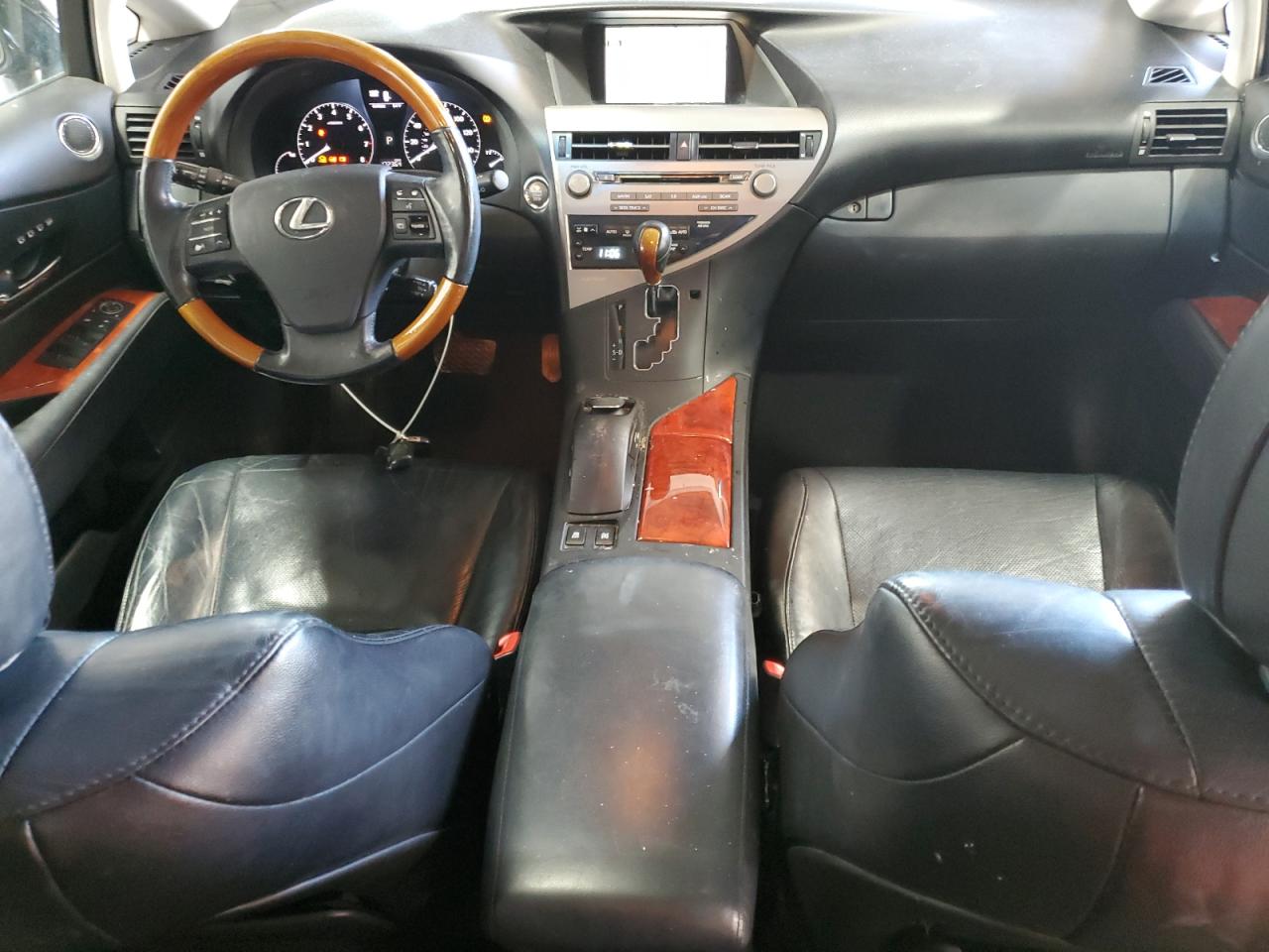 2010 Lexus RX - Image 8
