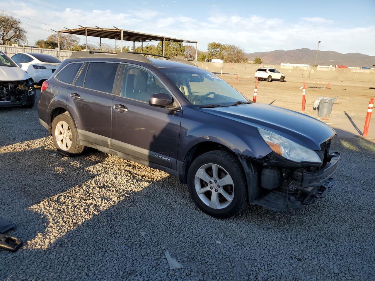 2014 Subaru Outback - Image 4