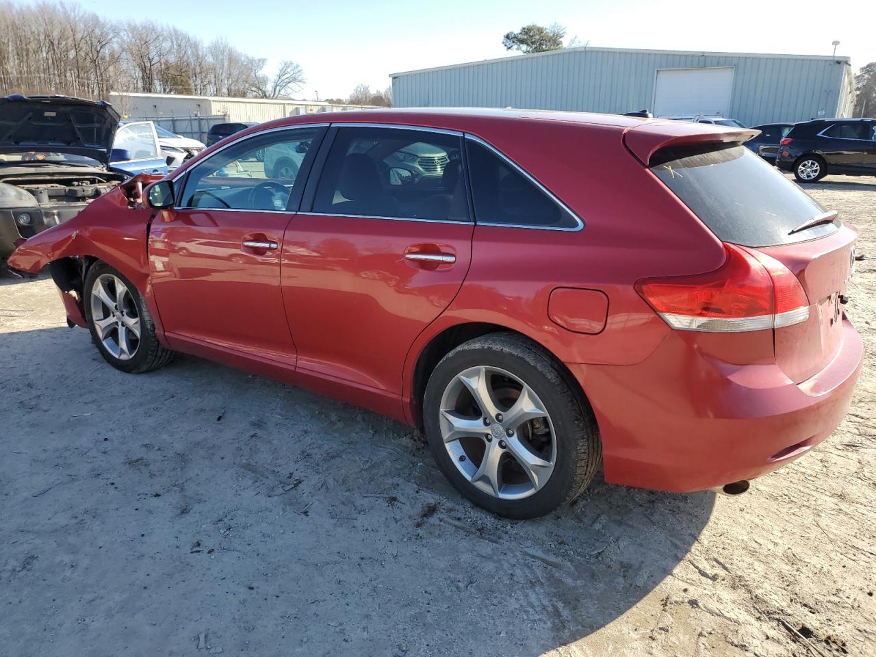 2010 Toyota Venza - Image 2