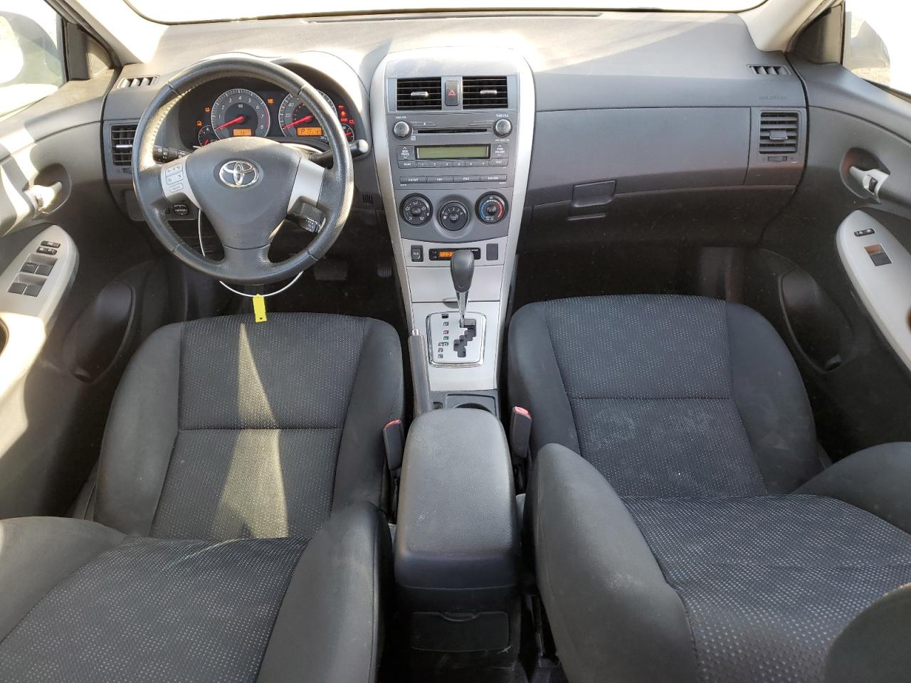 2010 Toyota Corolla - Image 8