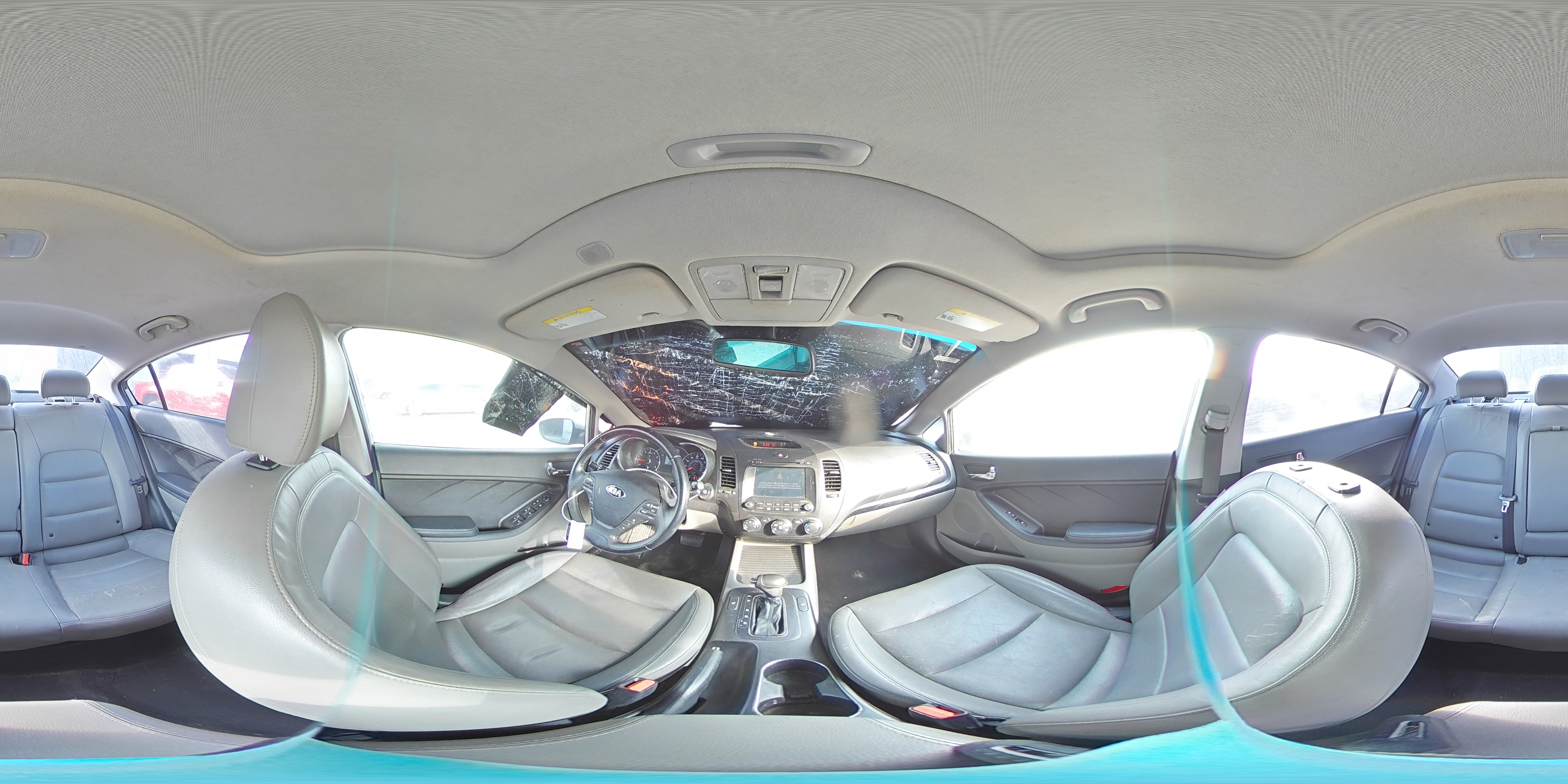 2016 Kia Forte - Image 13