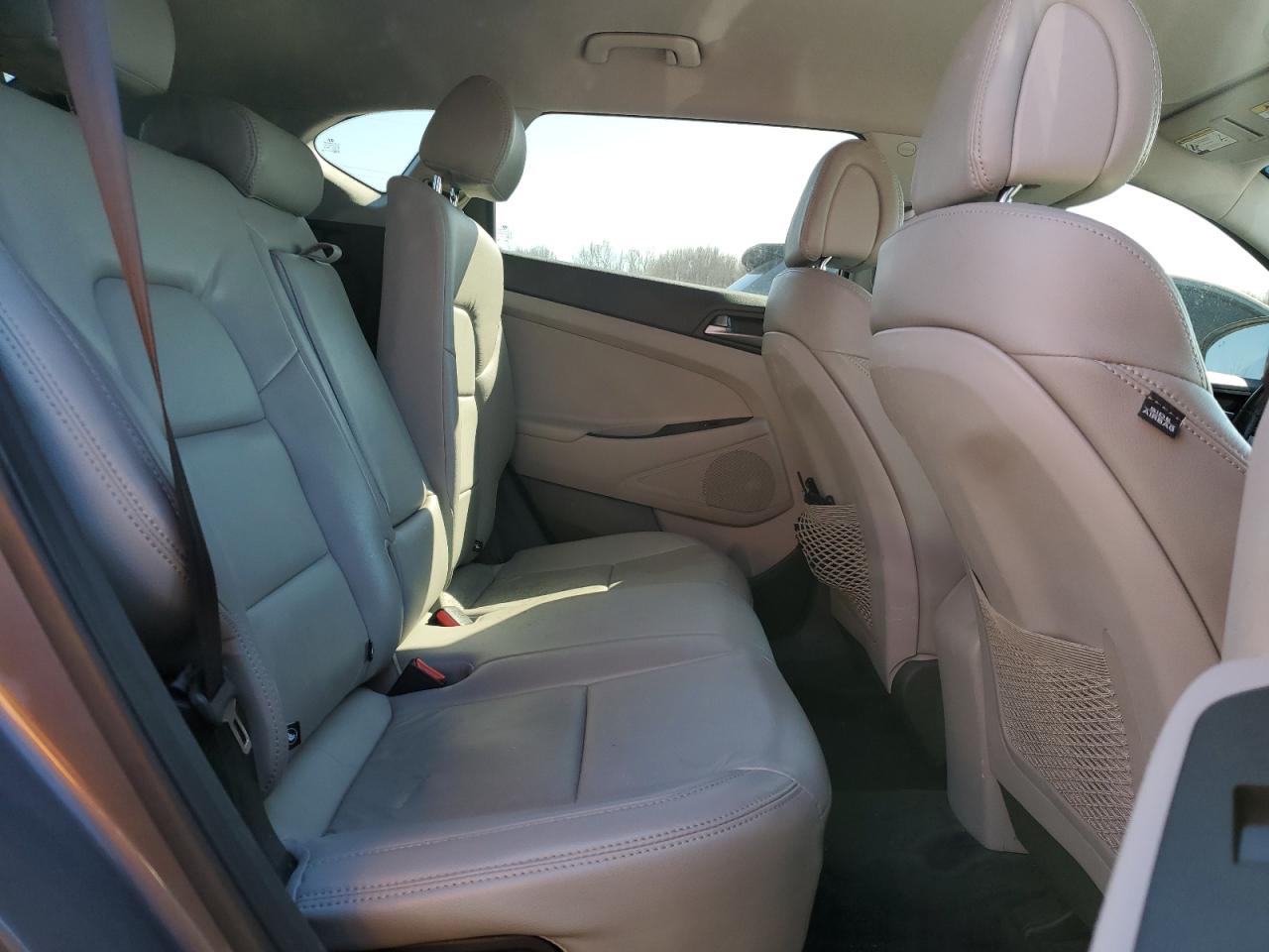 2016 Hyundai Tucson - Image 11