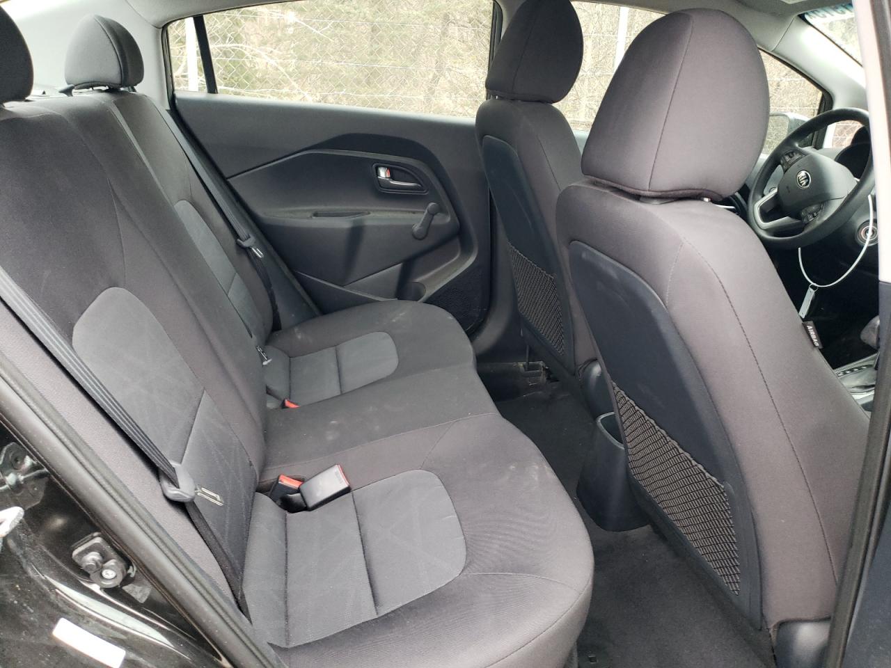 2017 Kia Rio - Image 10
