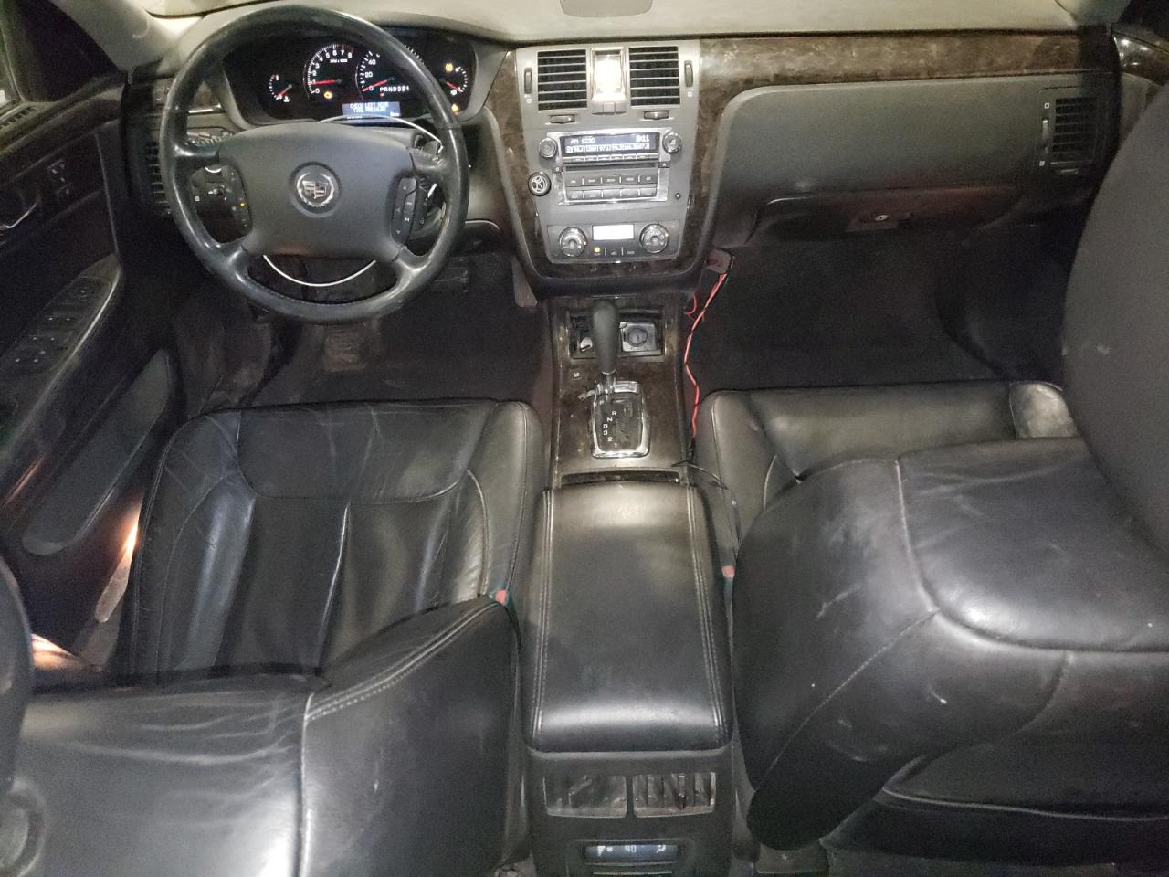 2008 Cadillac DTS - Image 8