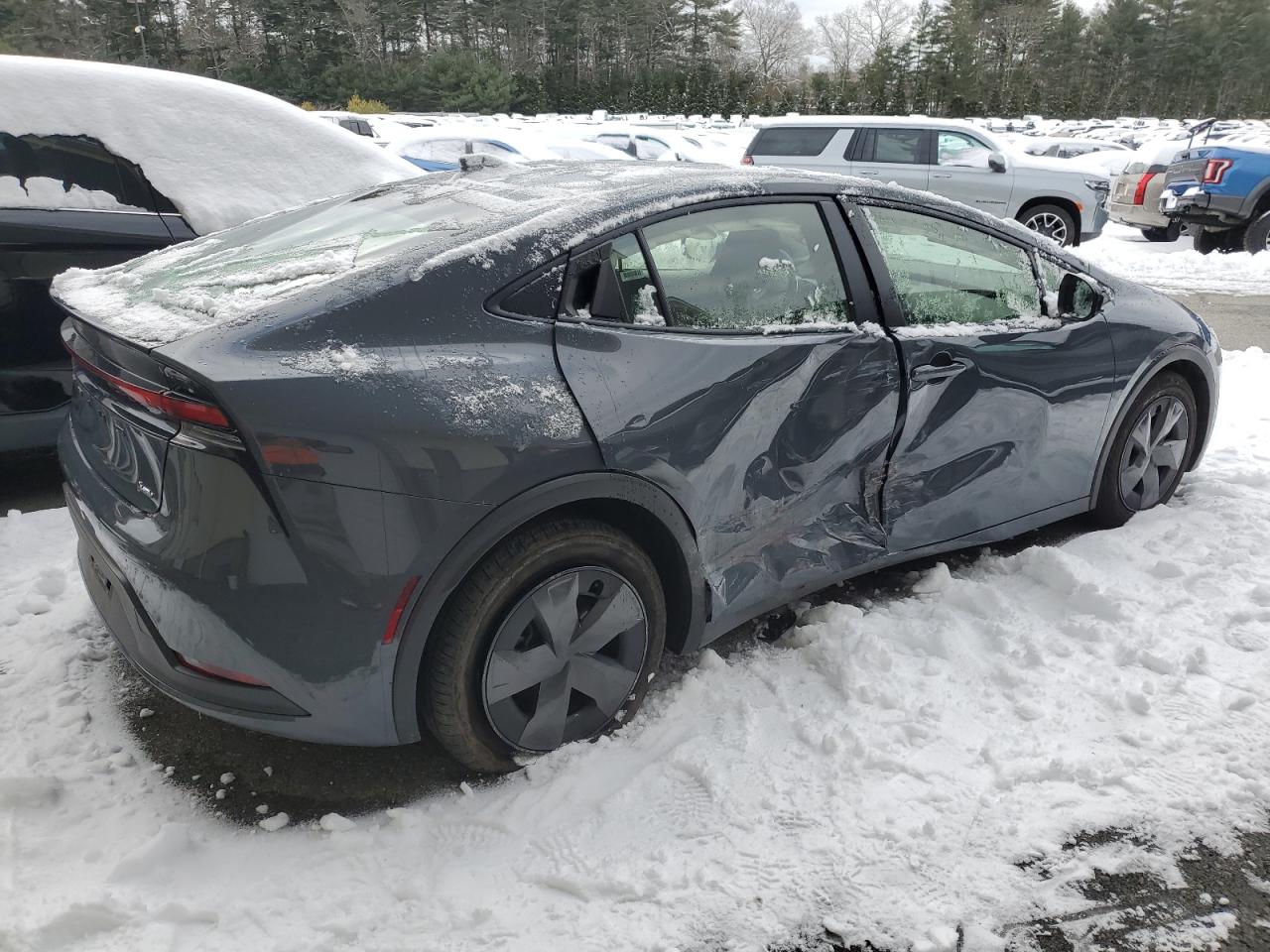 2024 Toyota Prius - Image 3