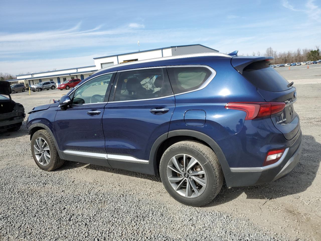 2020 Hyundai Santa Fe - Image 2