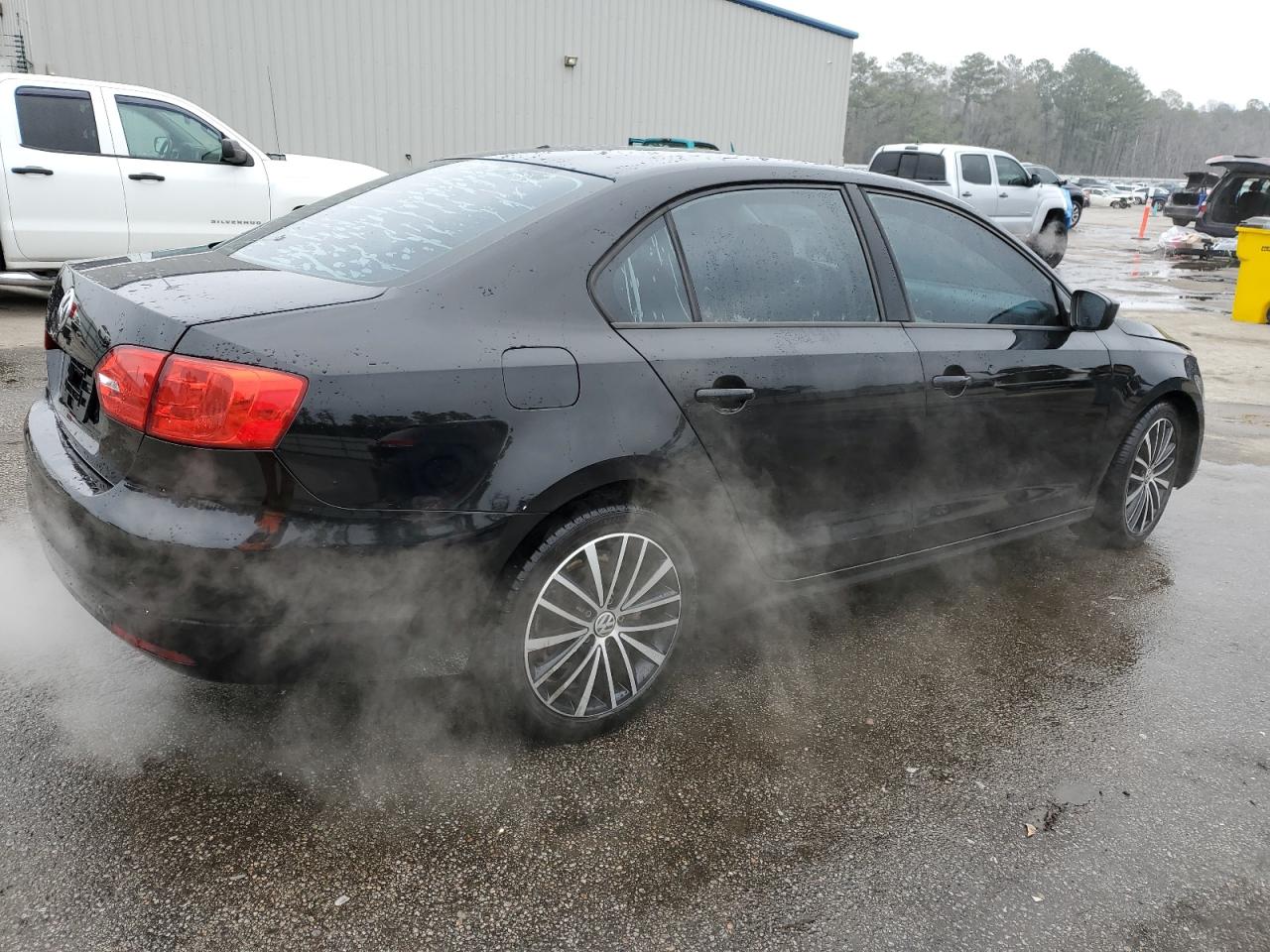 2014 Volkswagen Jetta - Image 3