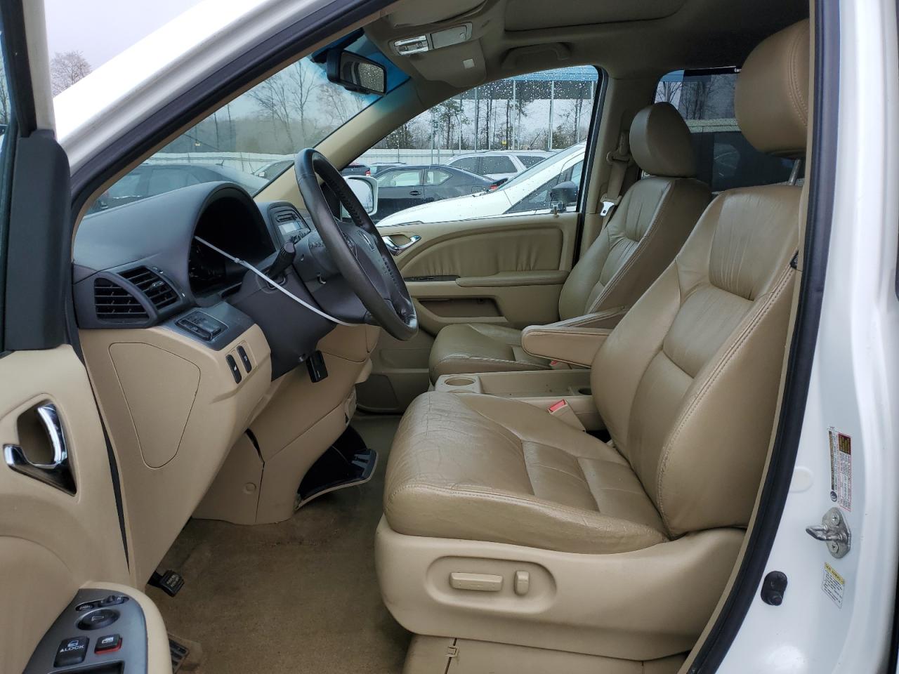 2010 Honda Odyssey - Image 7