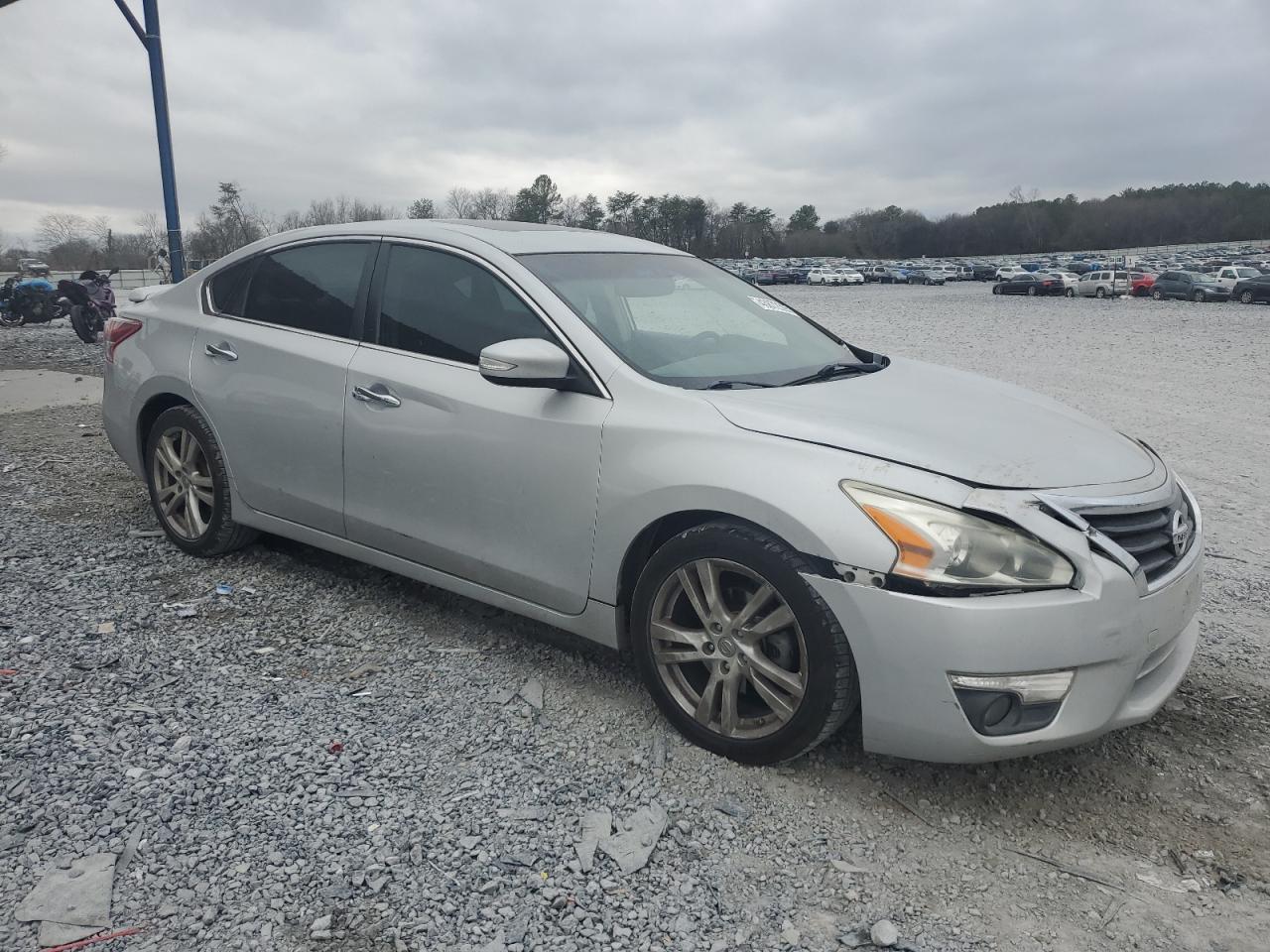 2013 Nissan Altima - Image 4
