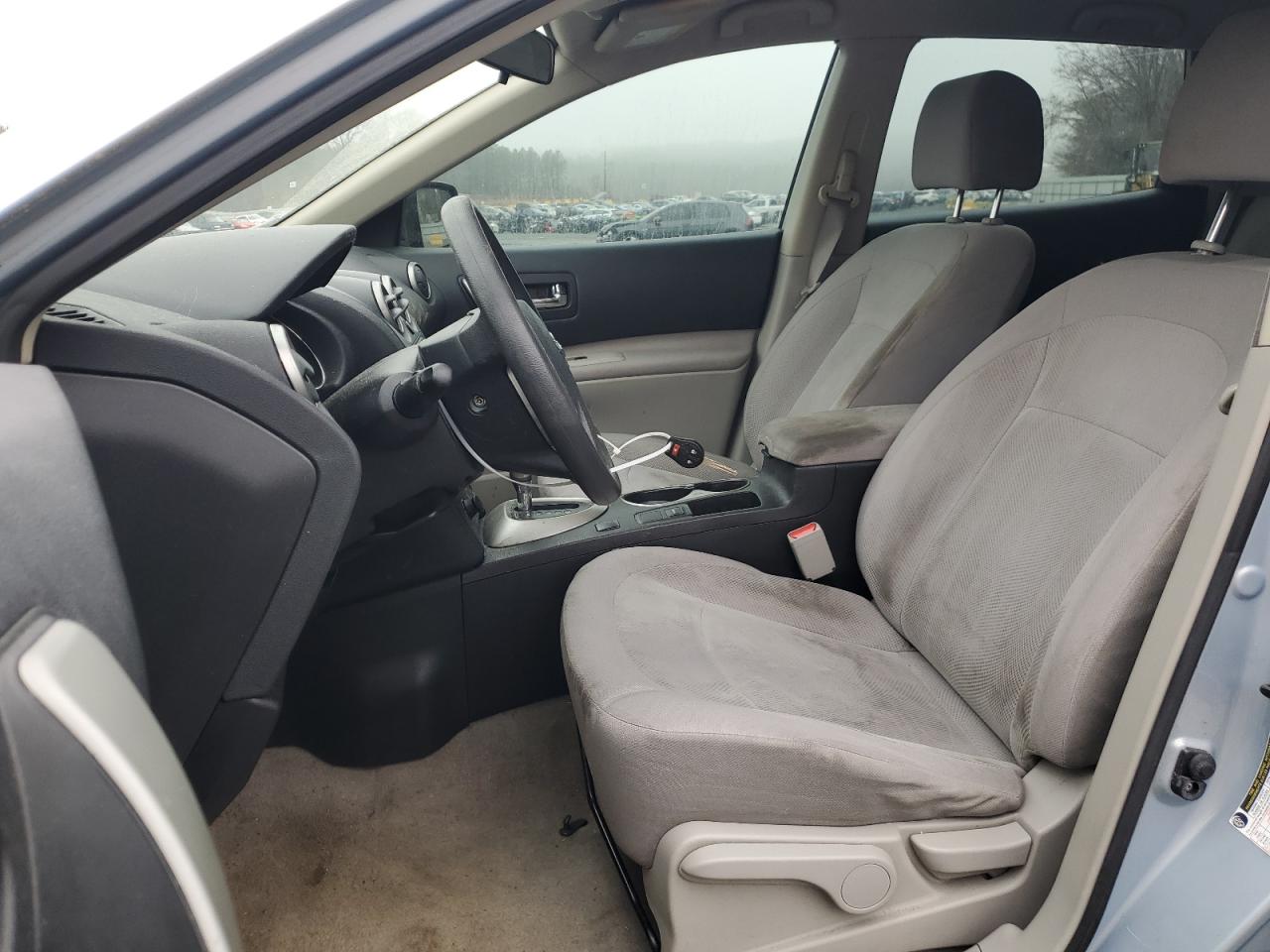 2015 Nissan Rogue - Image 7