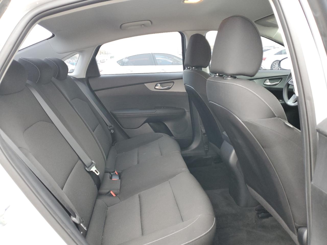 2021 Kia Forte - Image 10