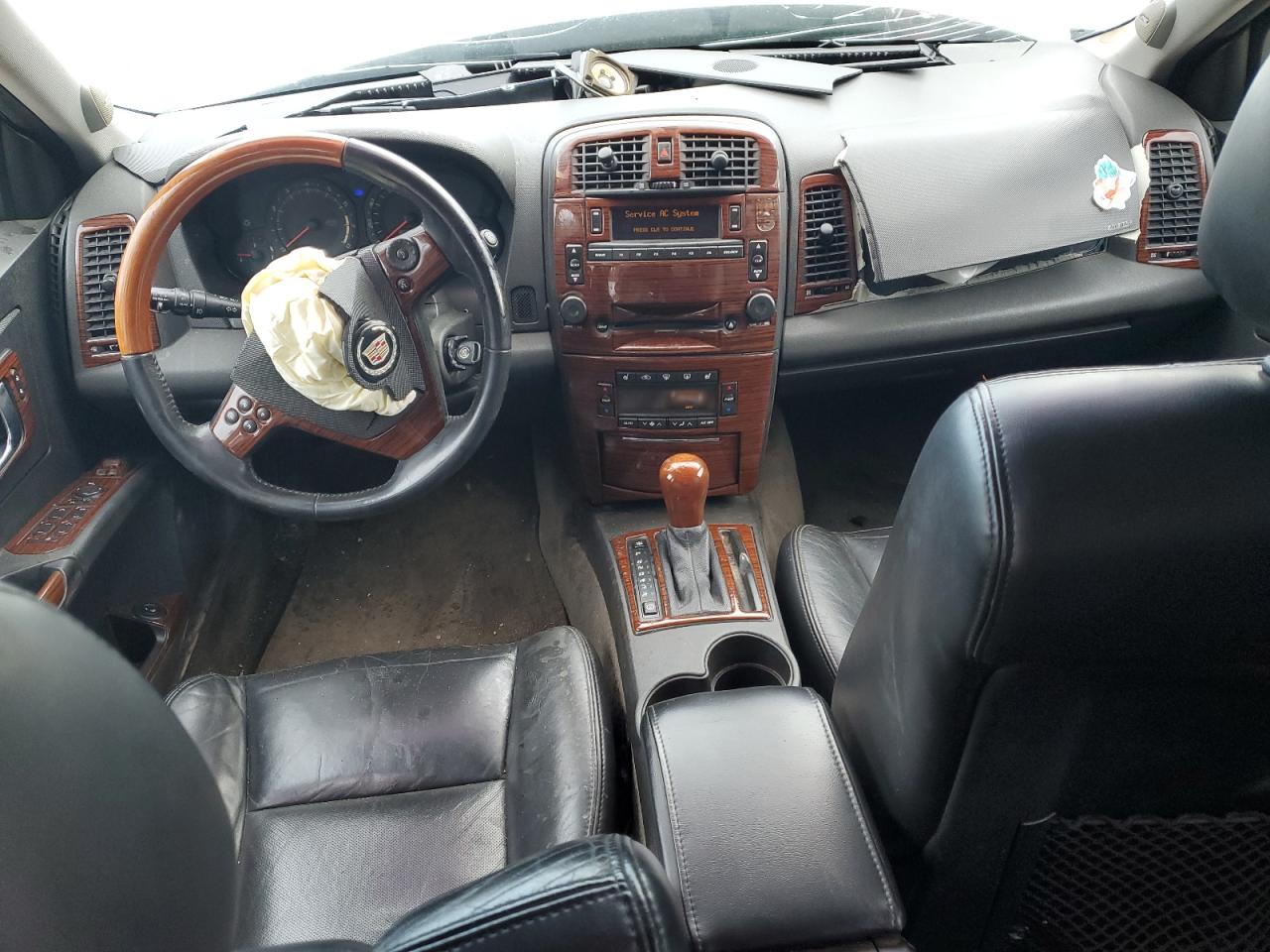 2004 Cadillac CTS - Image 8