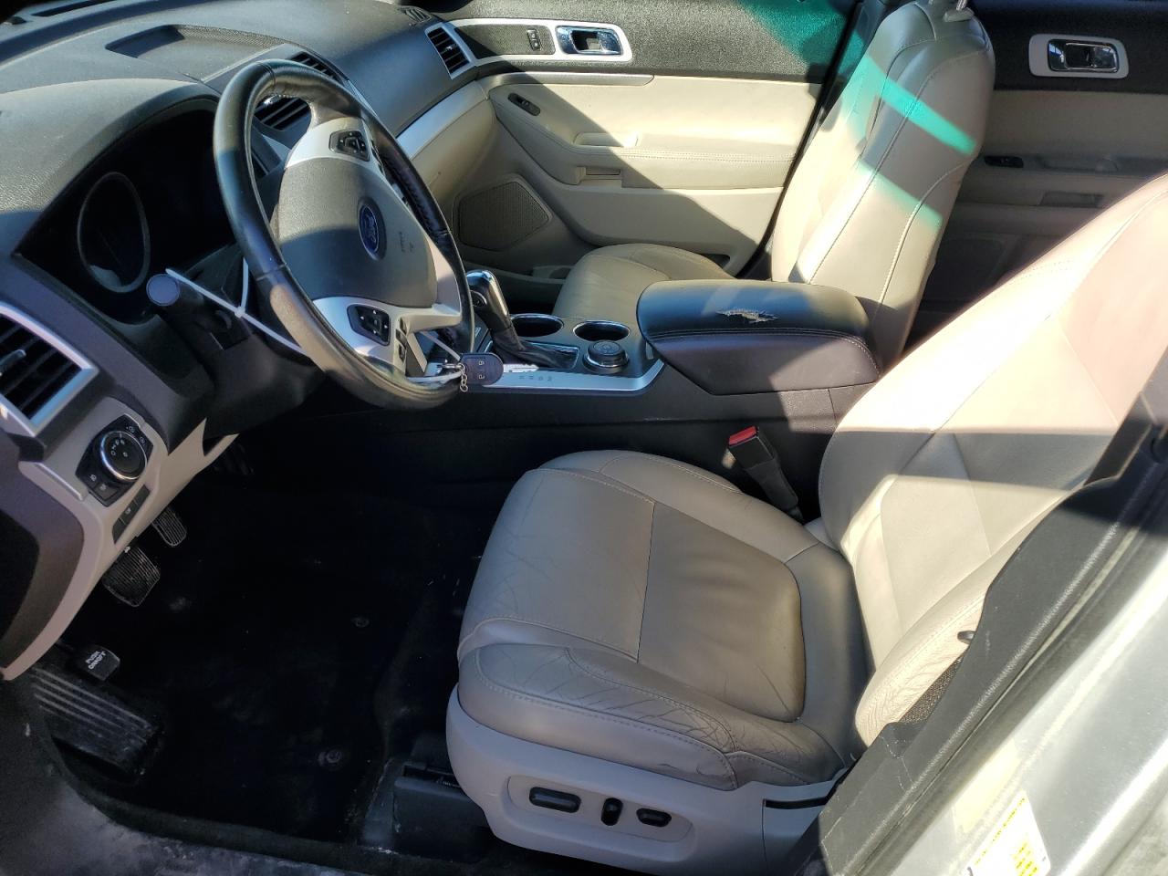 2012 Ford Explorer - Image 7