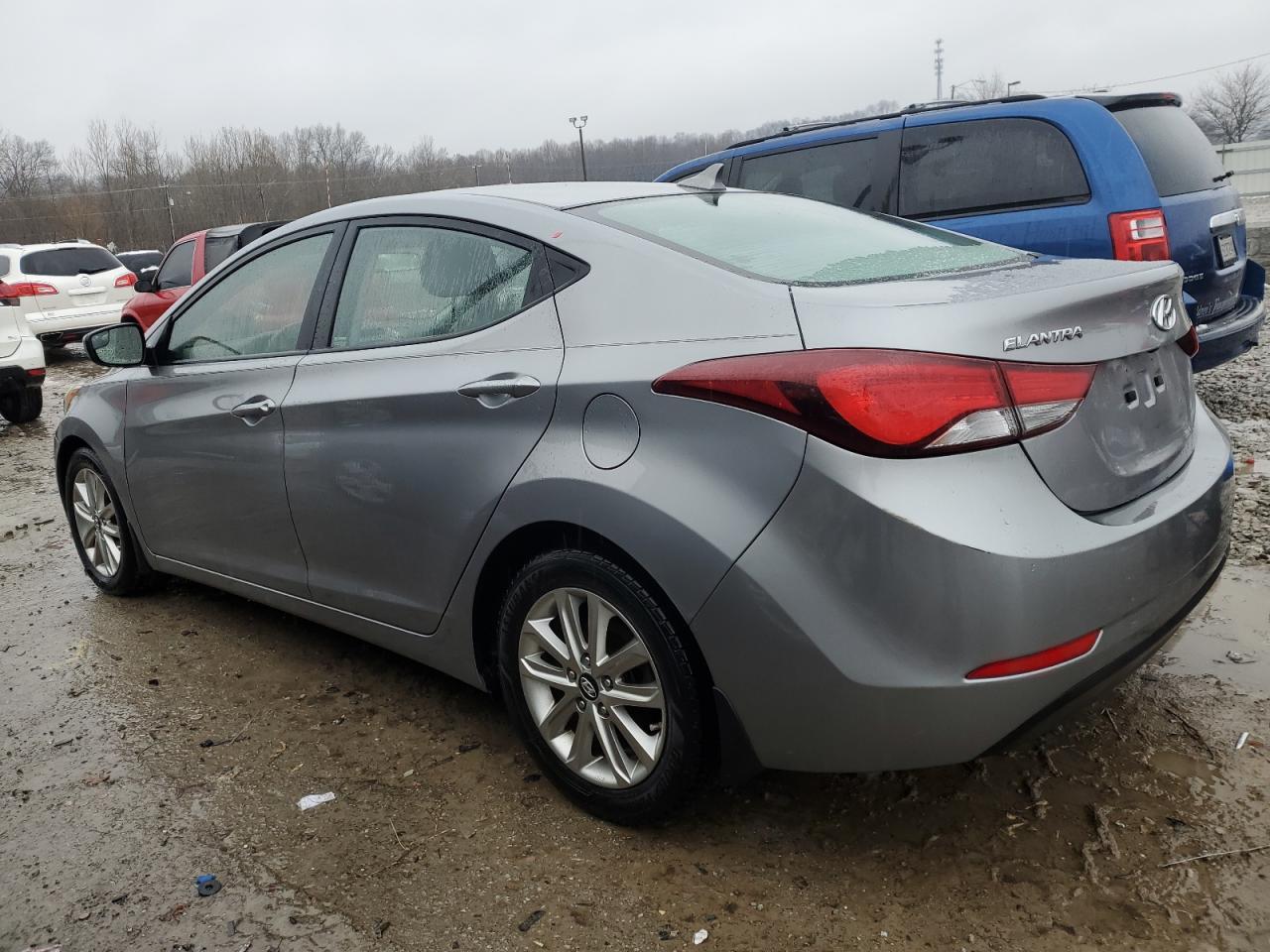 2014 Hyundai Elantra - Image 2