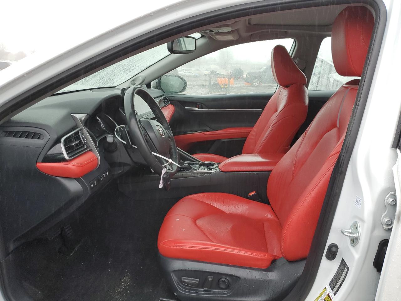 4T1K31AK1RU628186 TOYOTA CAMRY 2024