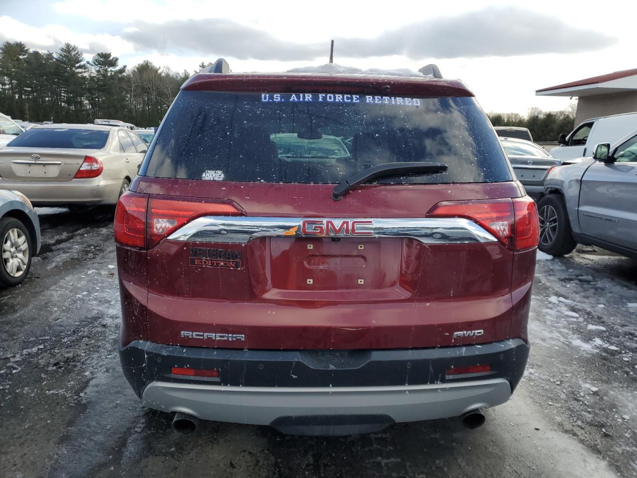 2018 GMC Acadia - Image 6
