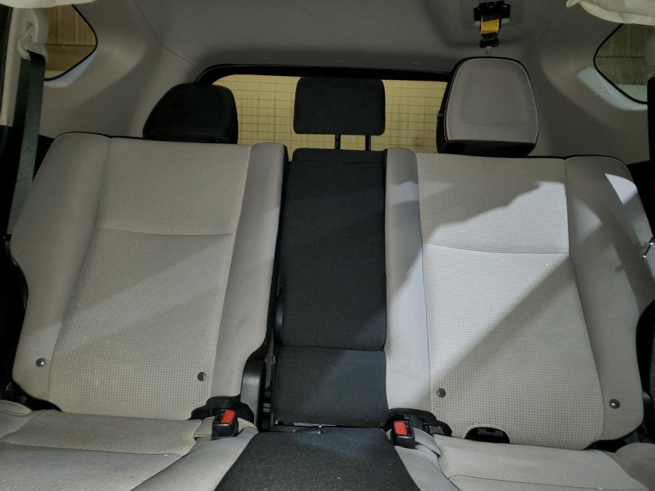 JTMRFREV5HD205655 TOYOTA RAV4 2017