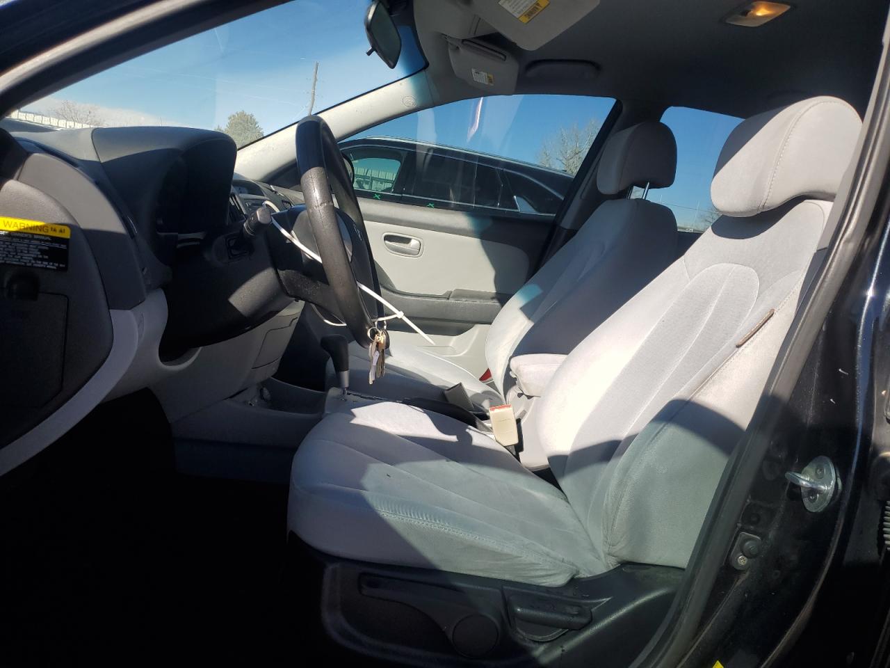 2008 Hyundai Elantra - Image 7