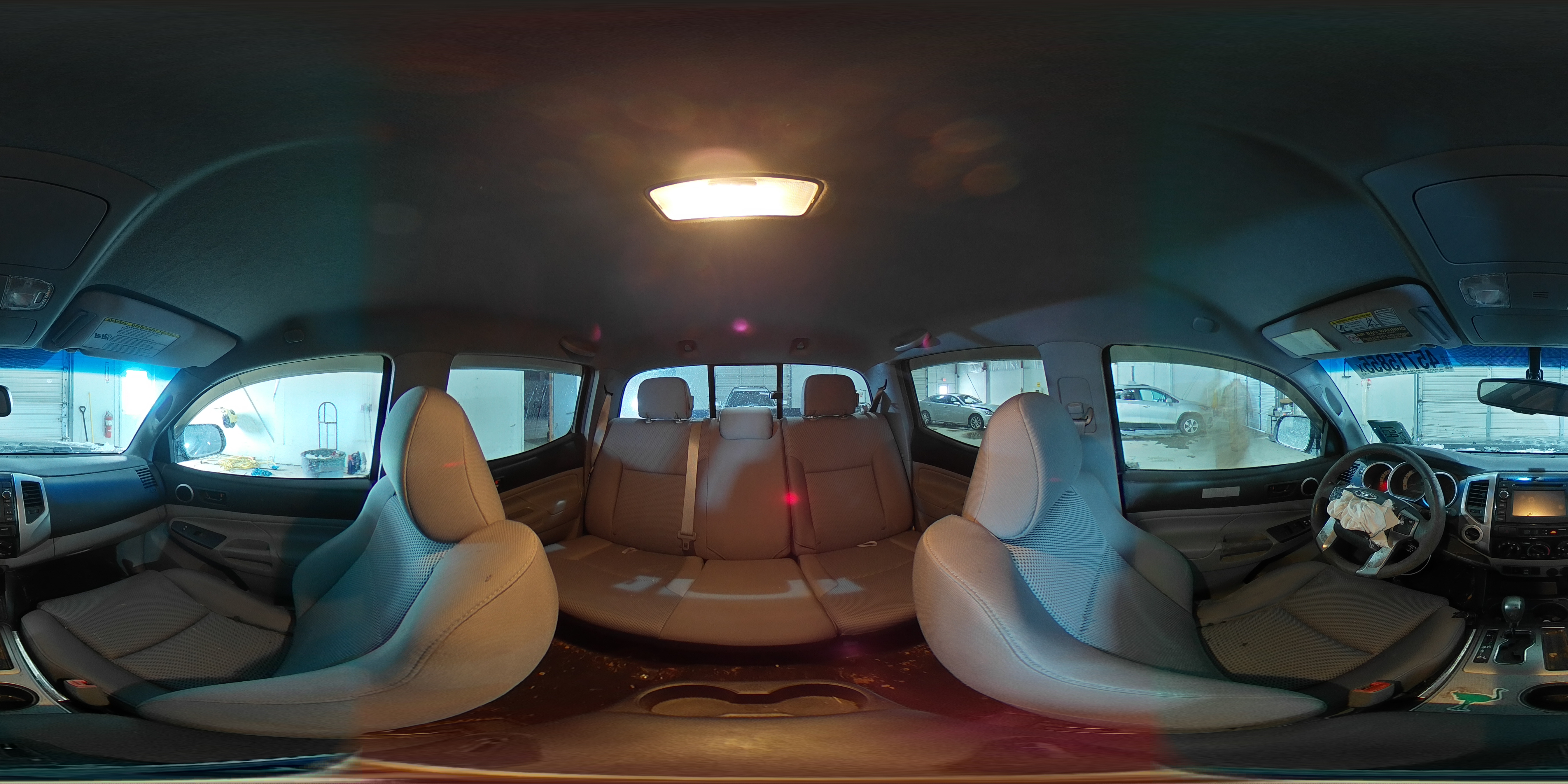 2013 Toyota Tacoma - Image 12