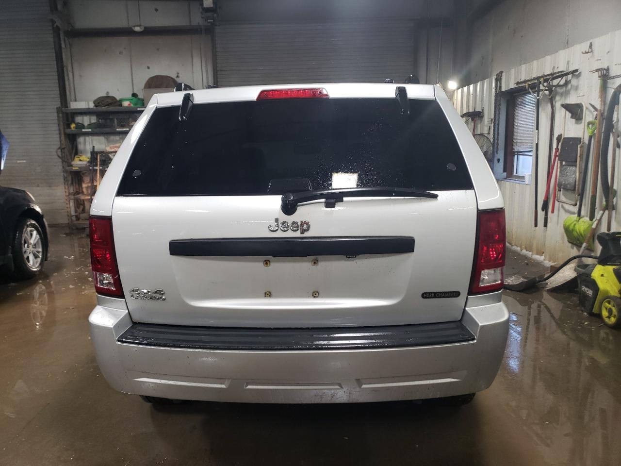 2008 Jeep Grand Cherokee - Image 6
