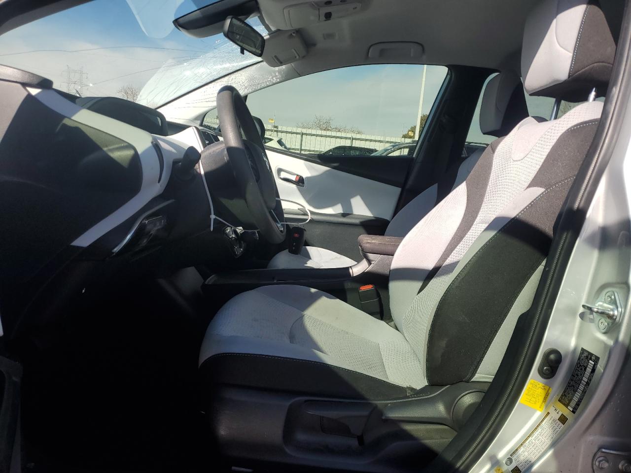 2019 Toyota Prius - Image 7