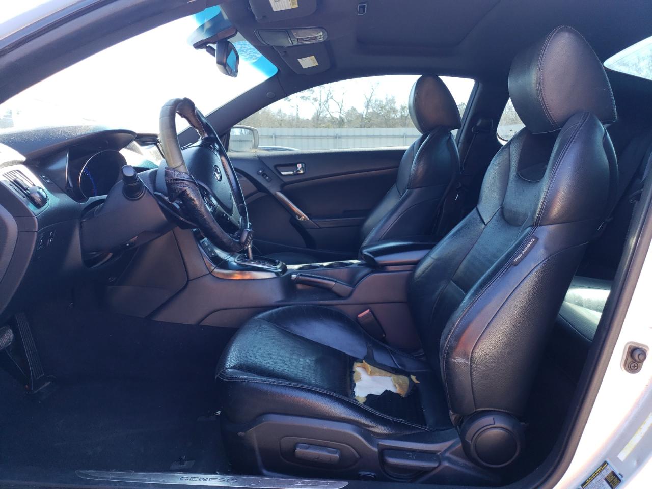 2013 Hyundai Genesis - Image 7