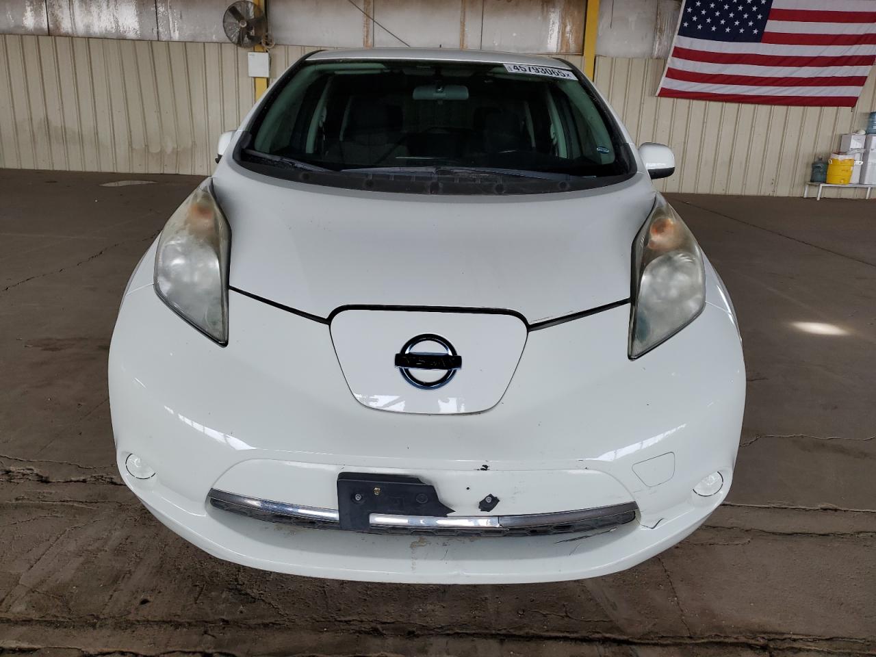 2015 Nissan Leaf - Image 5