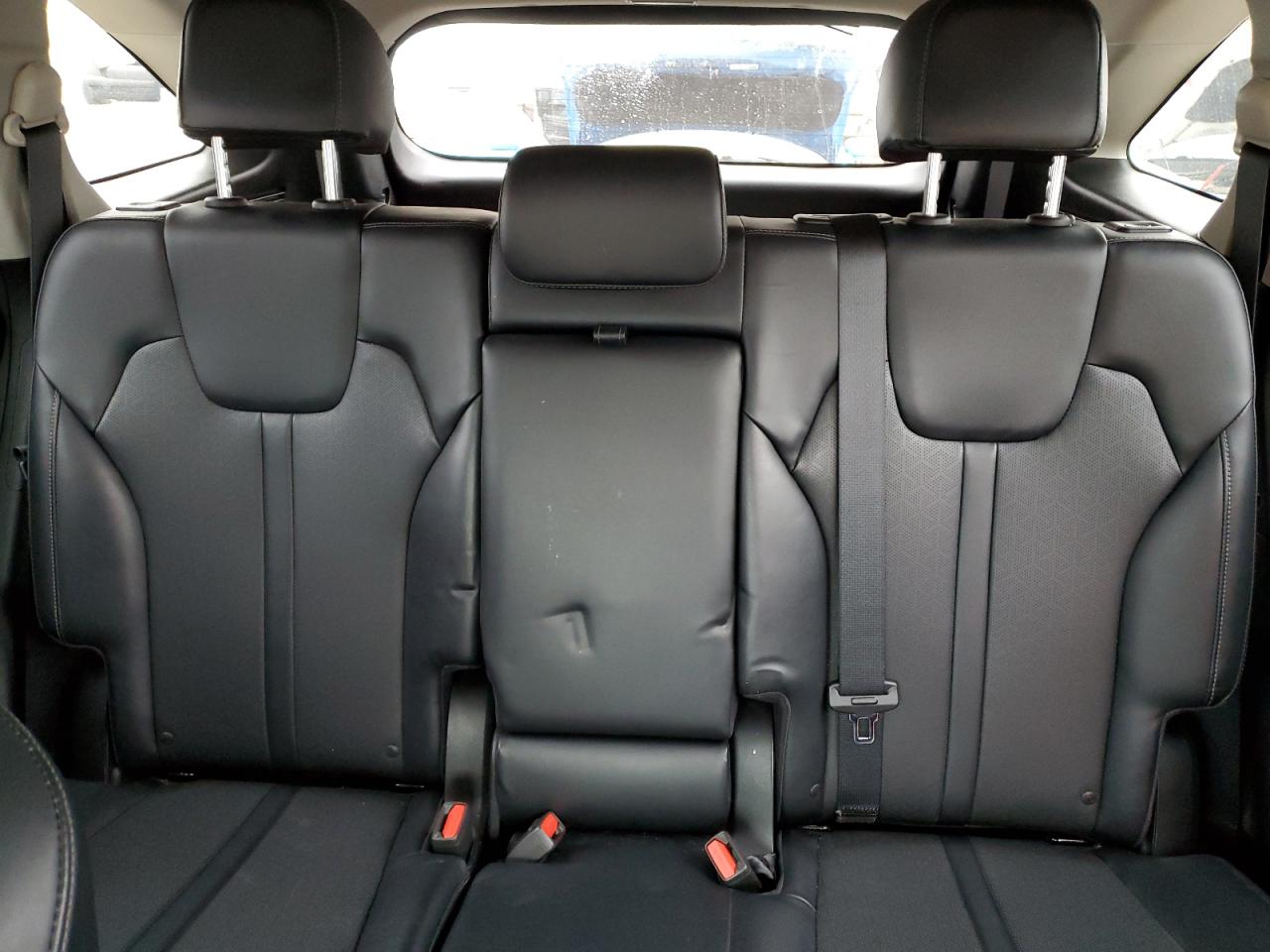 2021 Kia Sorento - Image 10