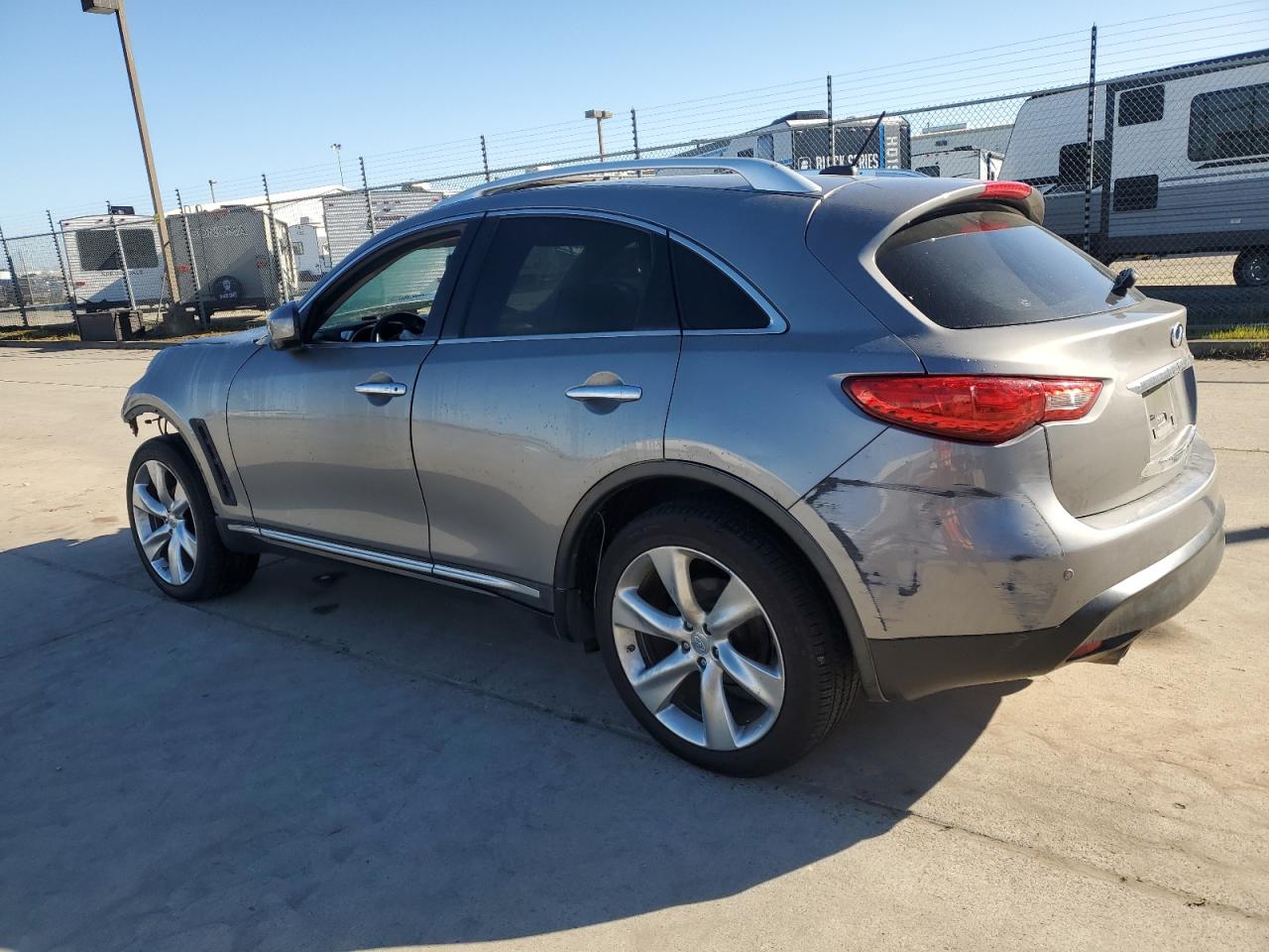 2011 Infiniti FX - Image 2