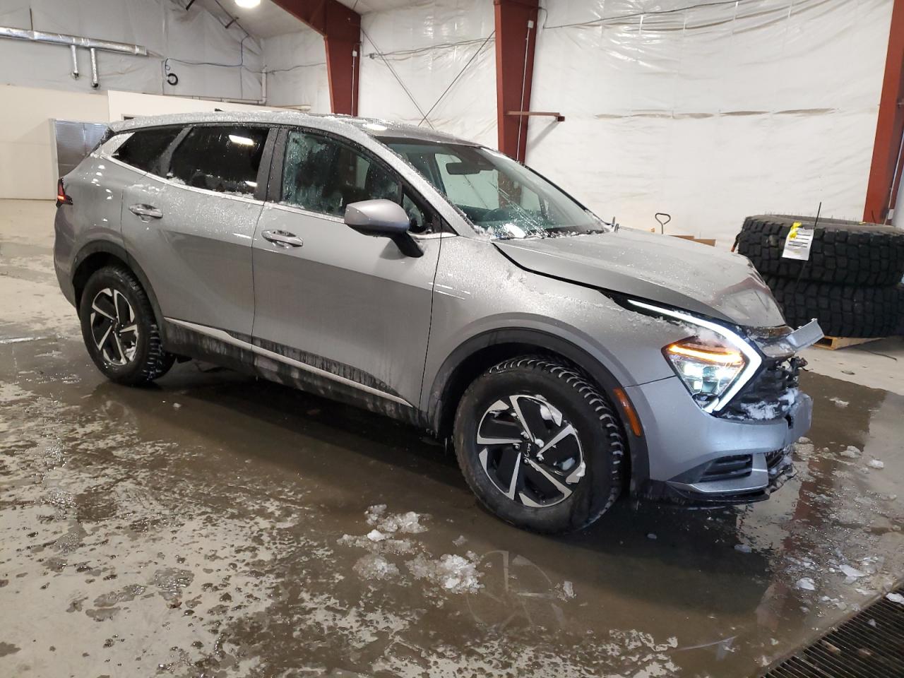 2024 Kia Sportage - Image 4