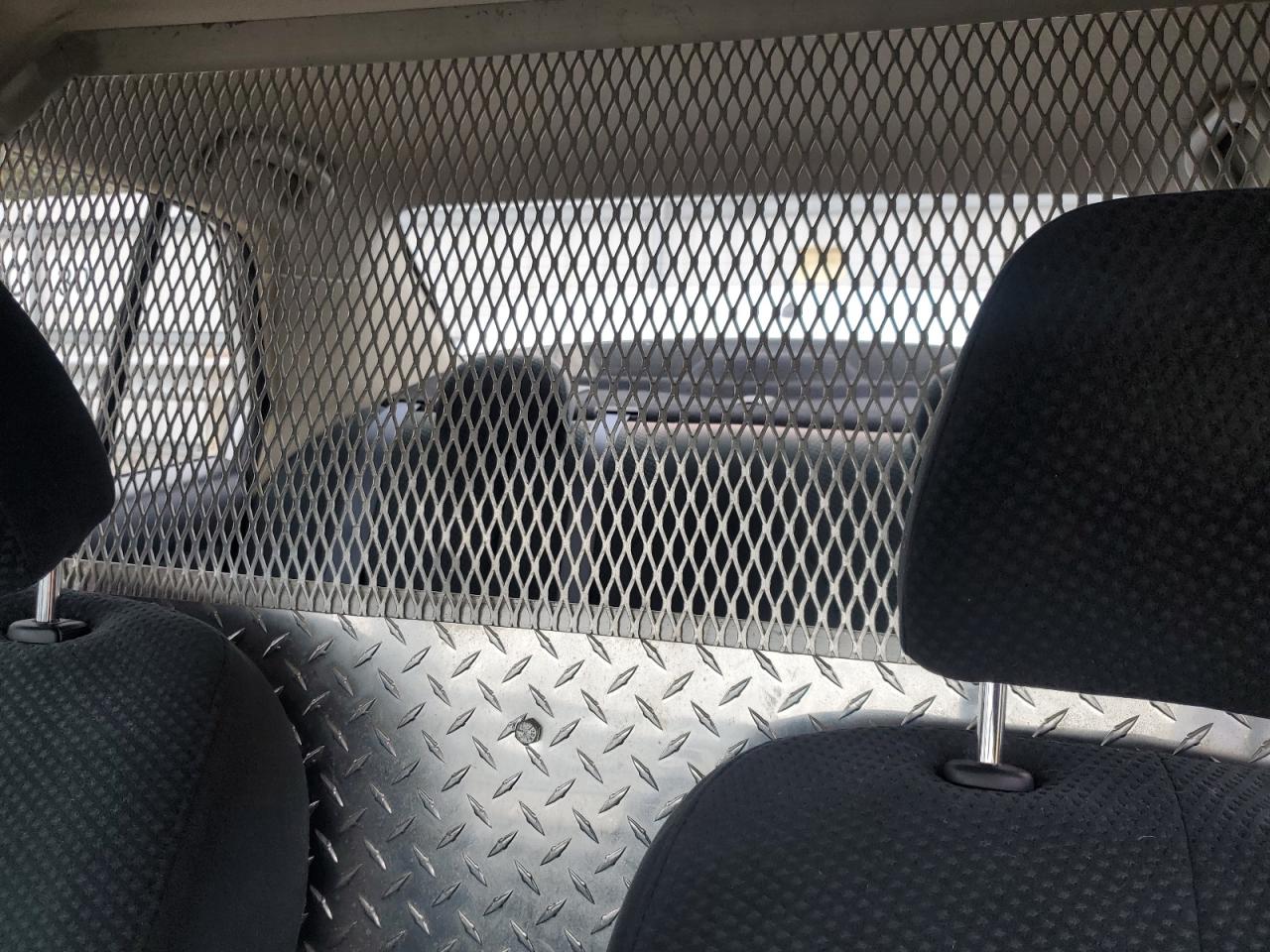 2011 Nissan Versa - Image 10