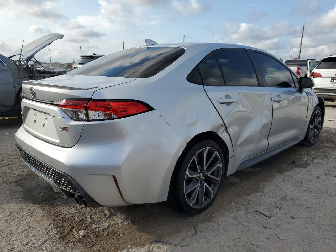 2020 Toyota Corolla - Image 3