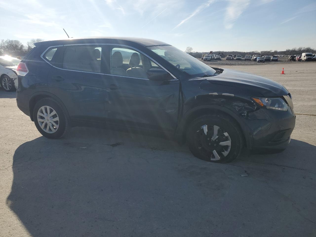 2016 Nissan Rogue - Image 4