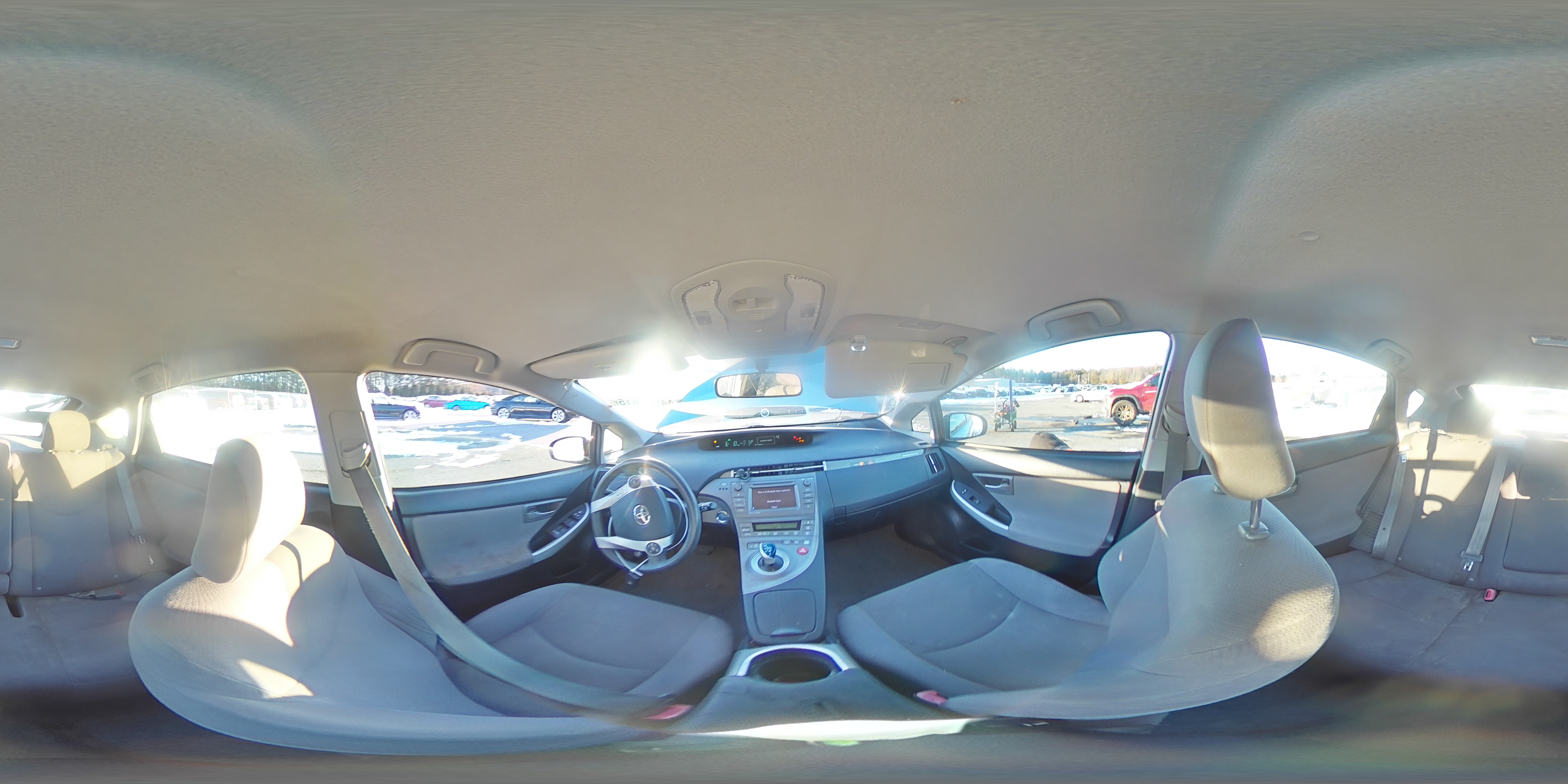 2012 Toyota Prius - Image 13